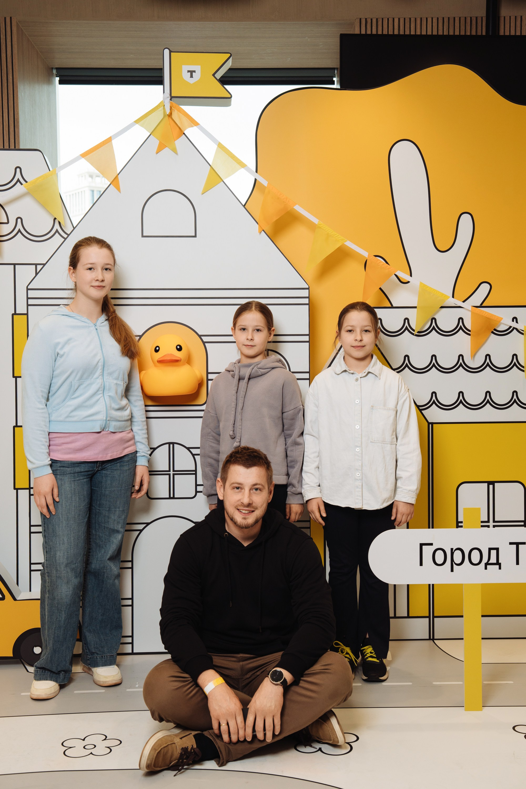 Kids Day 2026. Рекламный фотограф Москва — рекламная и бренд-съёмка | Polyakov
