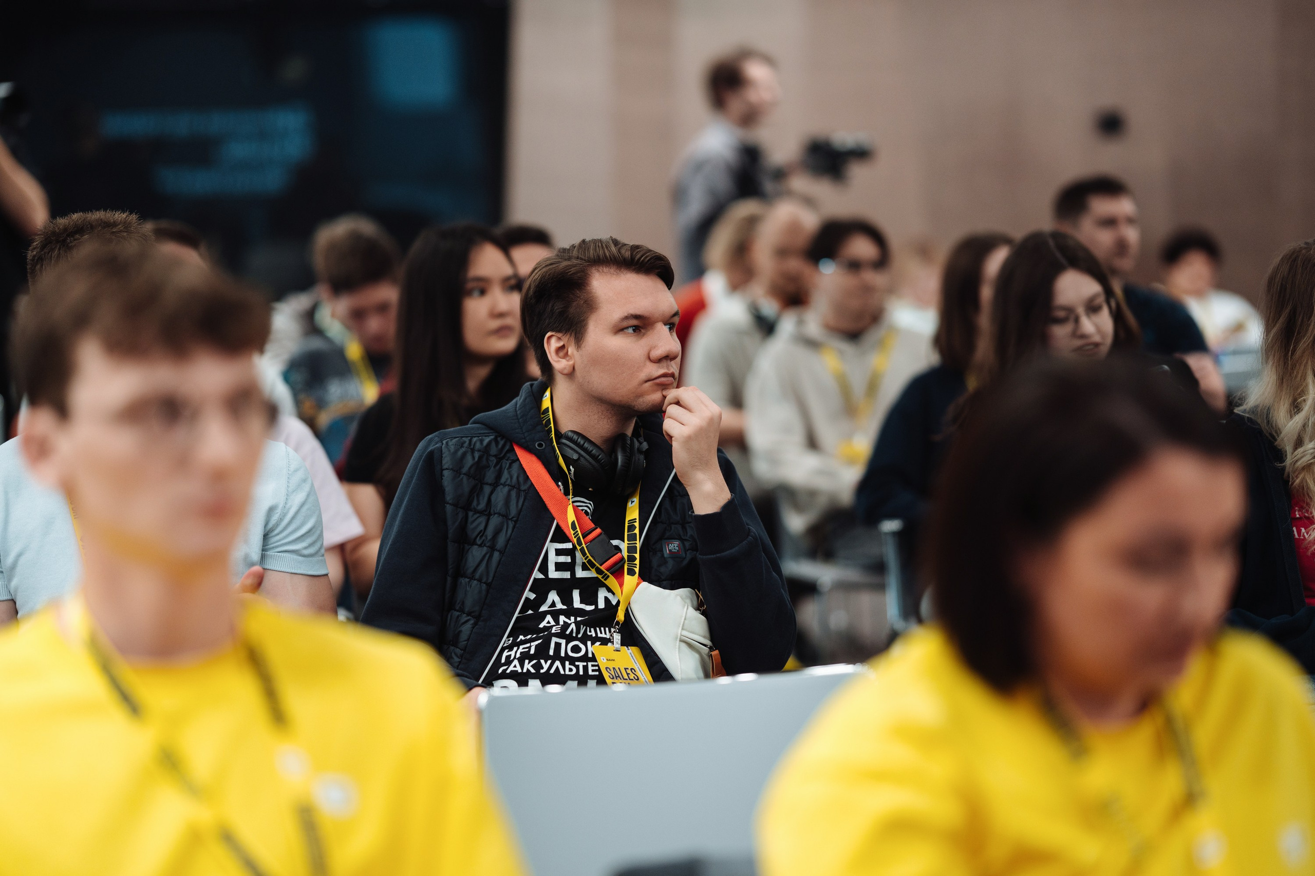 Sales day 2025. Рекламный фотограф Москва — рекламная и бренд-съёмка | Polyakov