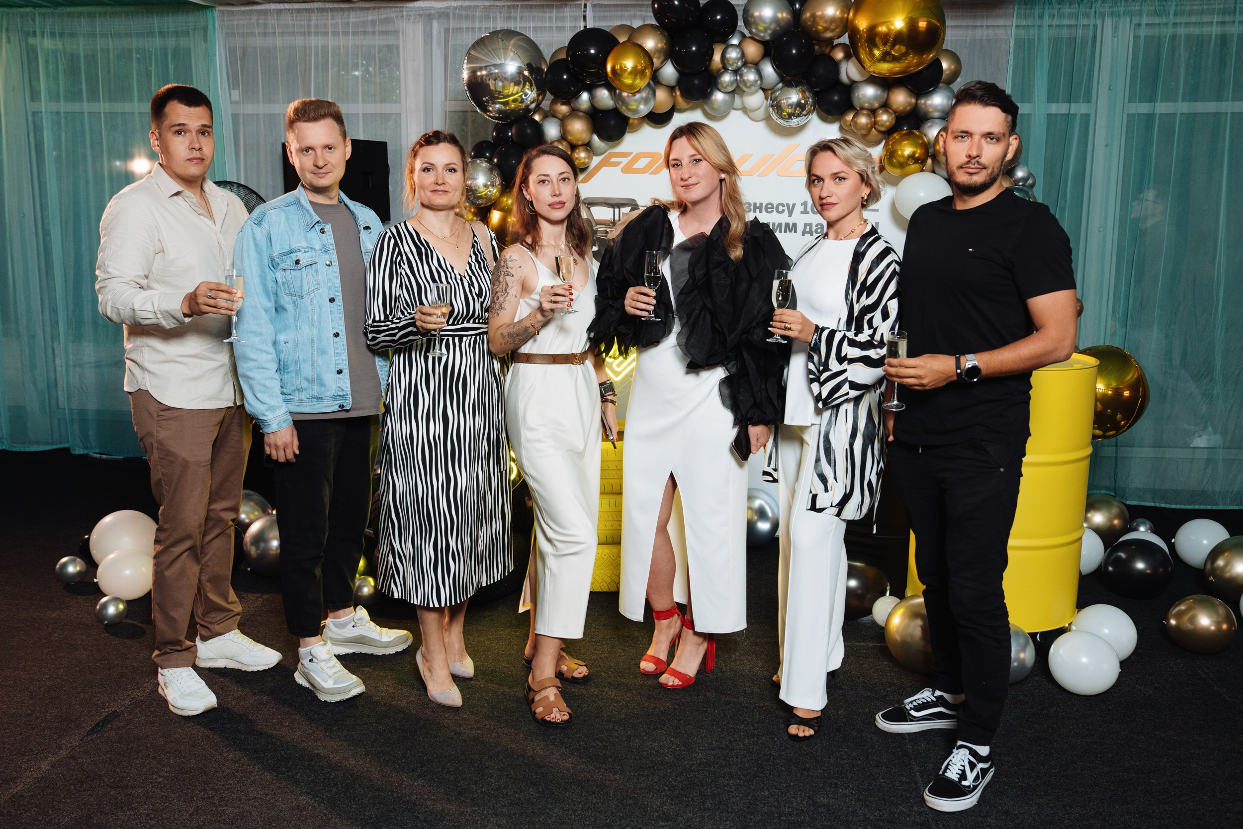 Summer corporate. Рекламный фотограф Москва — рекламная и бренд-съёмка | Polyakov