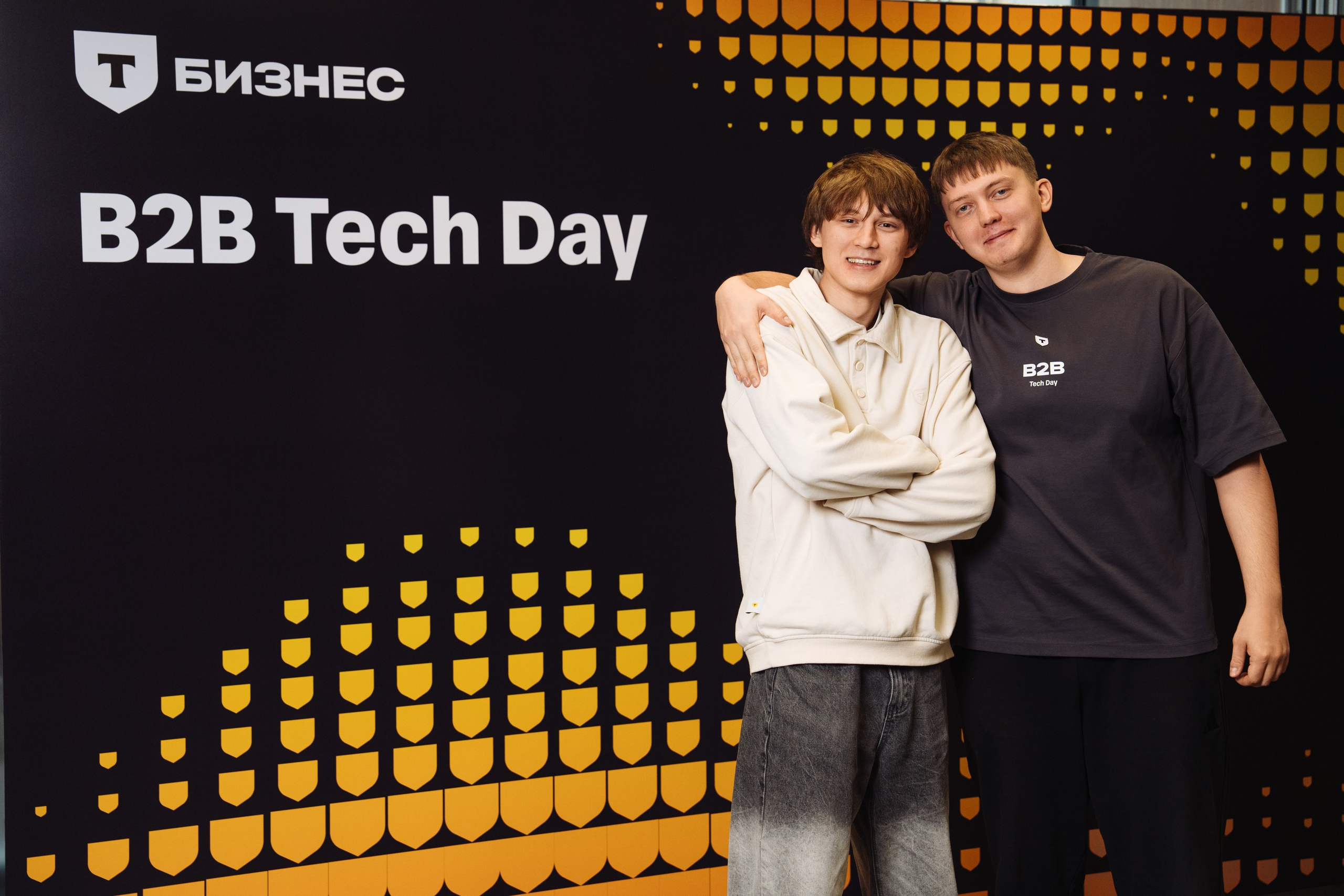 B2B Tech Day. Рекламный фотограф Москва — рекламная и бренд-съёмка | Polyakov