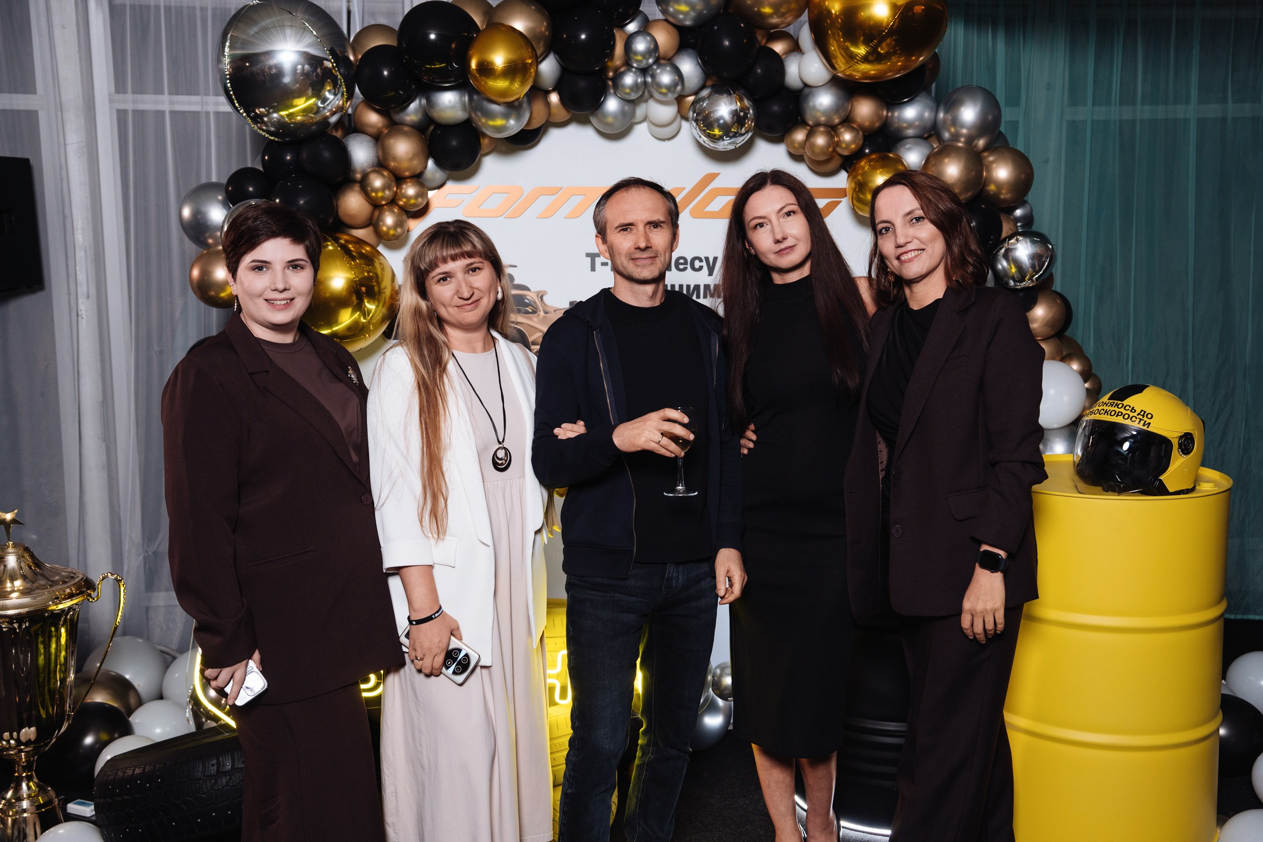 Summer corporate. Рекламный фотограф Москва — рекламная и бренд-съёмка | Polyakov