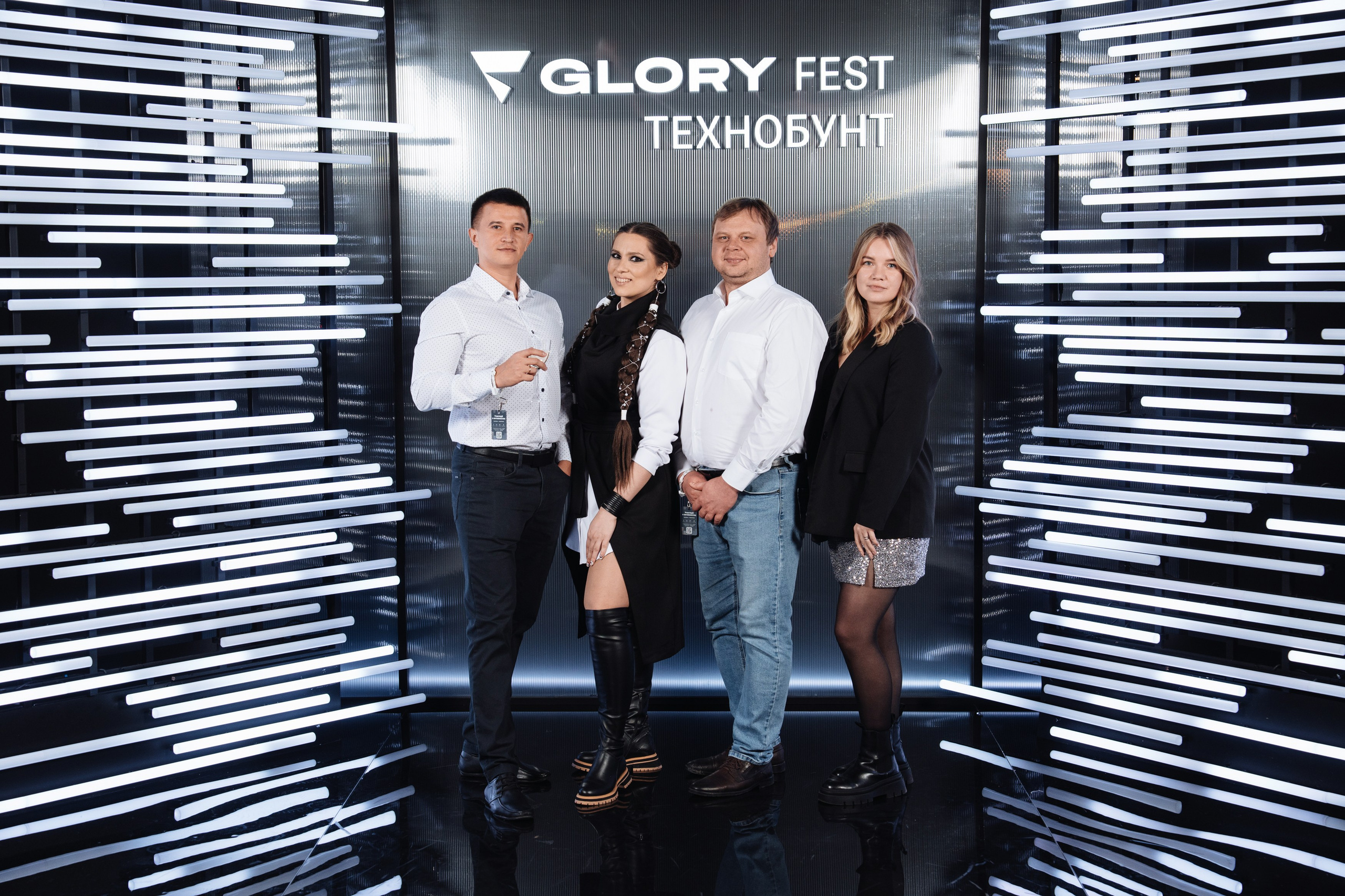 Glory 2025. Рекламный фотограф Москва — рекламная и бренд-съёмка | Polyakov