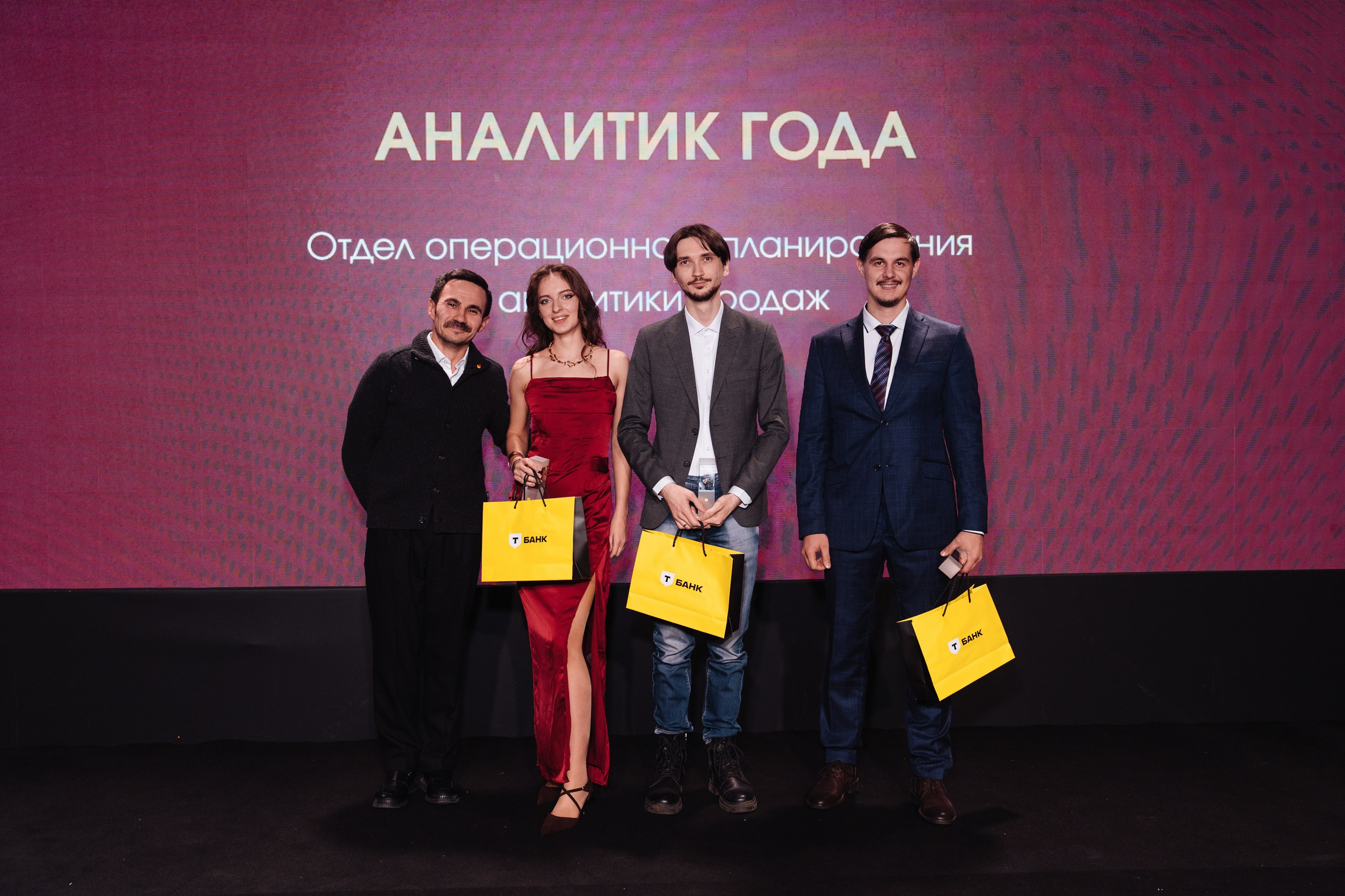 Best Seller. Рекламный фотограф Москва — рекламная и бренд-съёмка | Polyakov