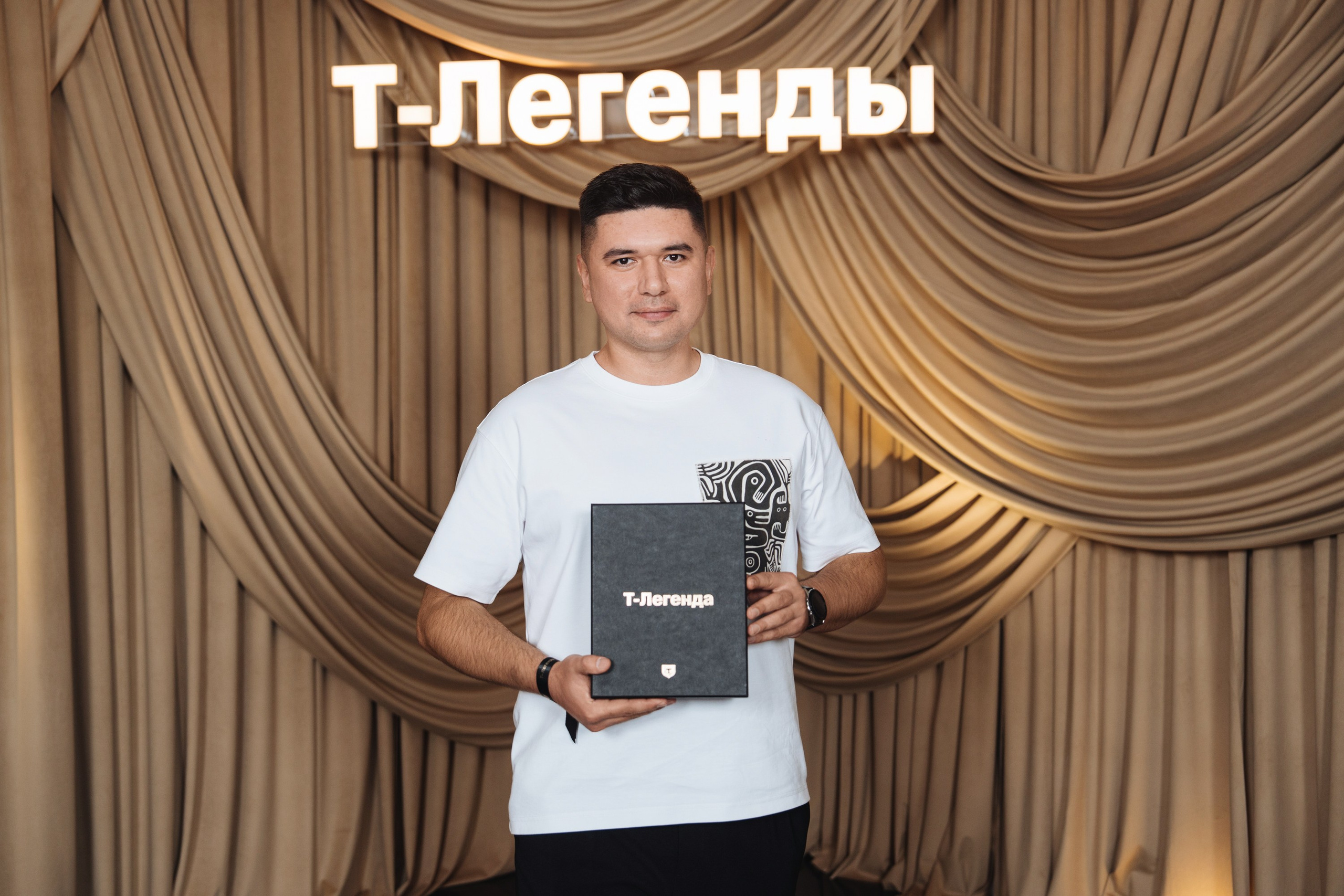 Т-Легенды 2025. Рекламный фотограф Москва — рекламная и бренд-съёмка | Polyakov