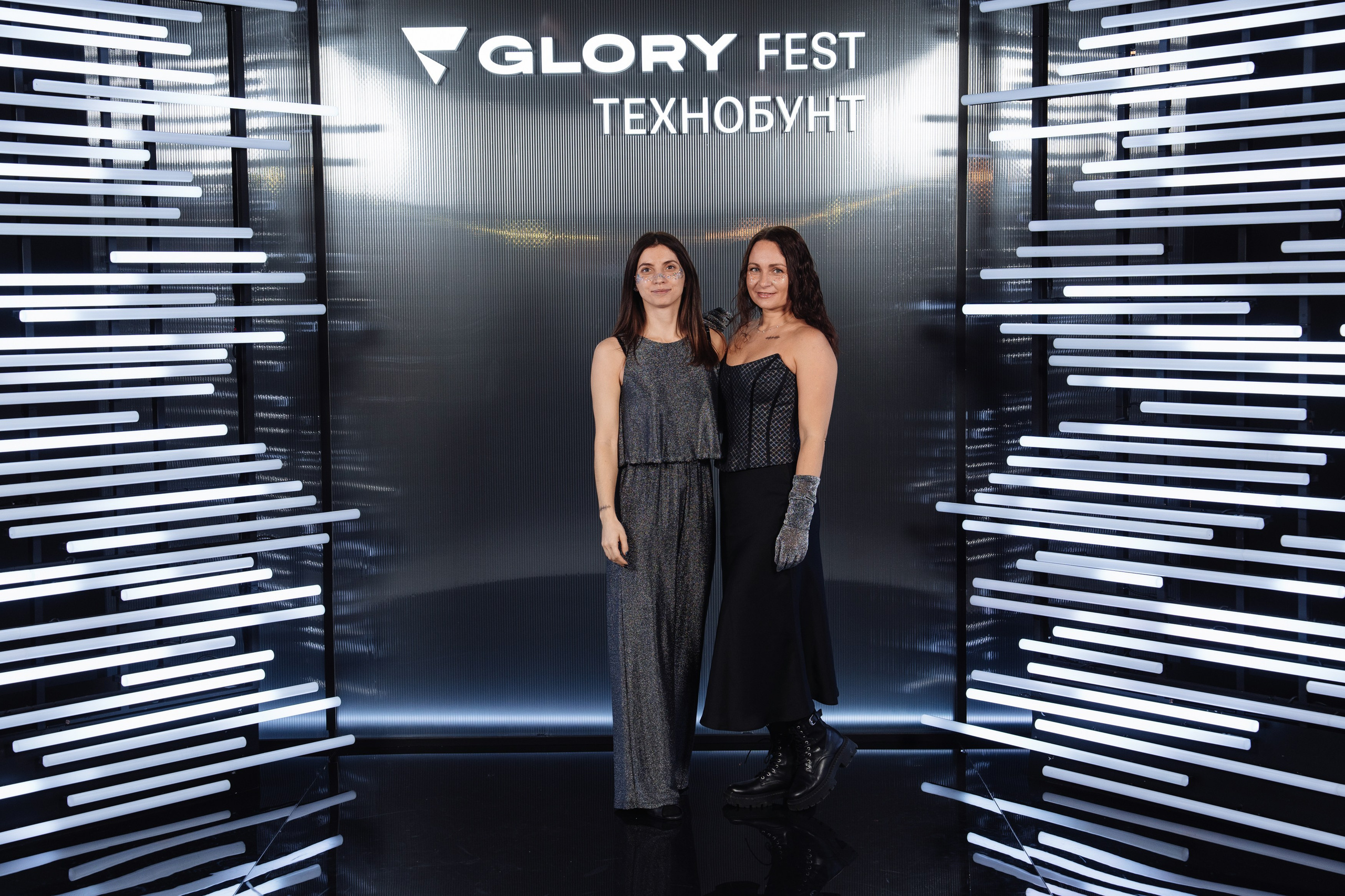 Glory 2025. Рекламный фотограф Москва — рекламная и бренд-съёмка | Polyakov