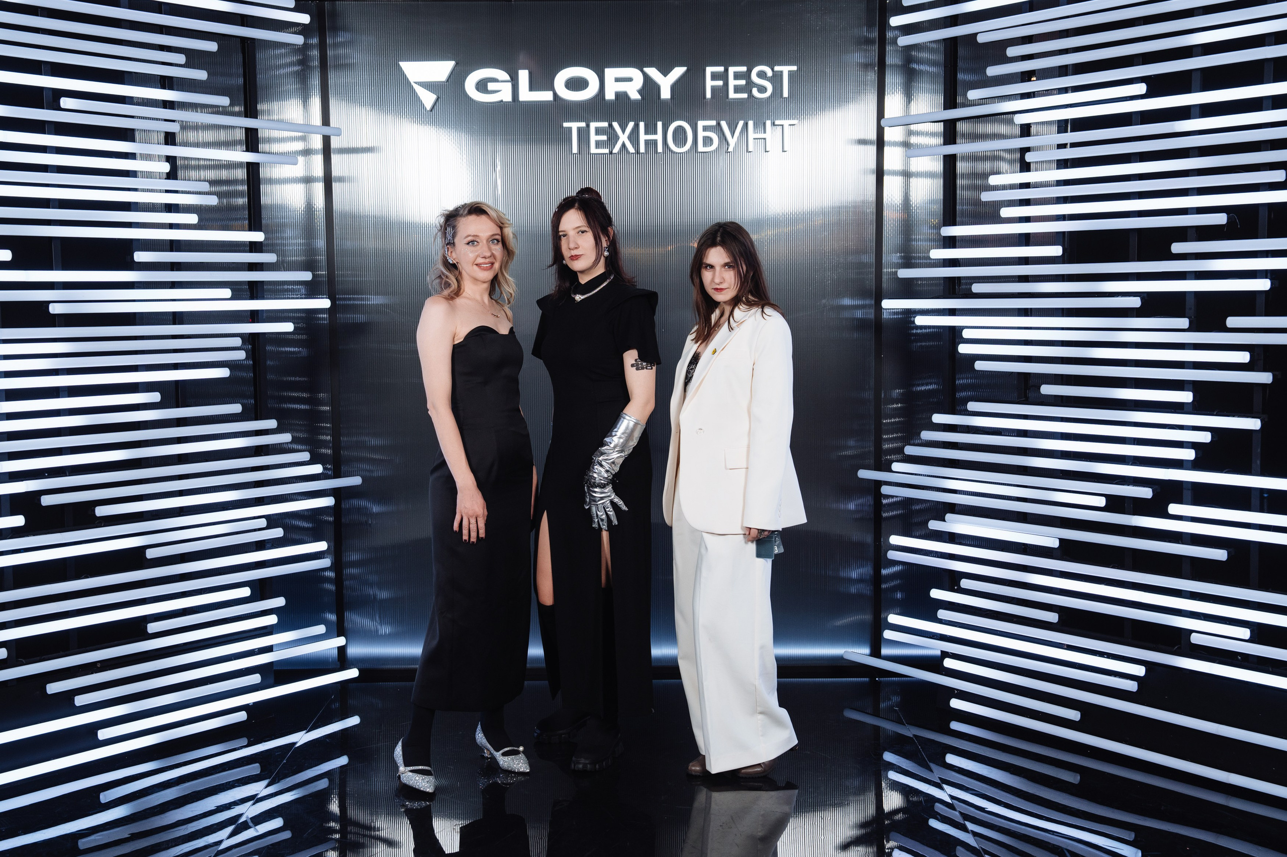 Glory 2025. Рекламный фотограф Москва — рекламная и бренд-съёмка | Polyakov
