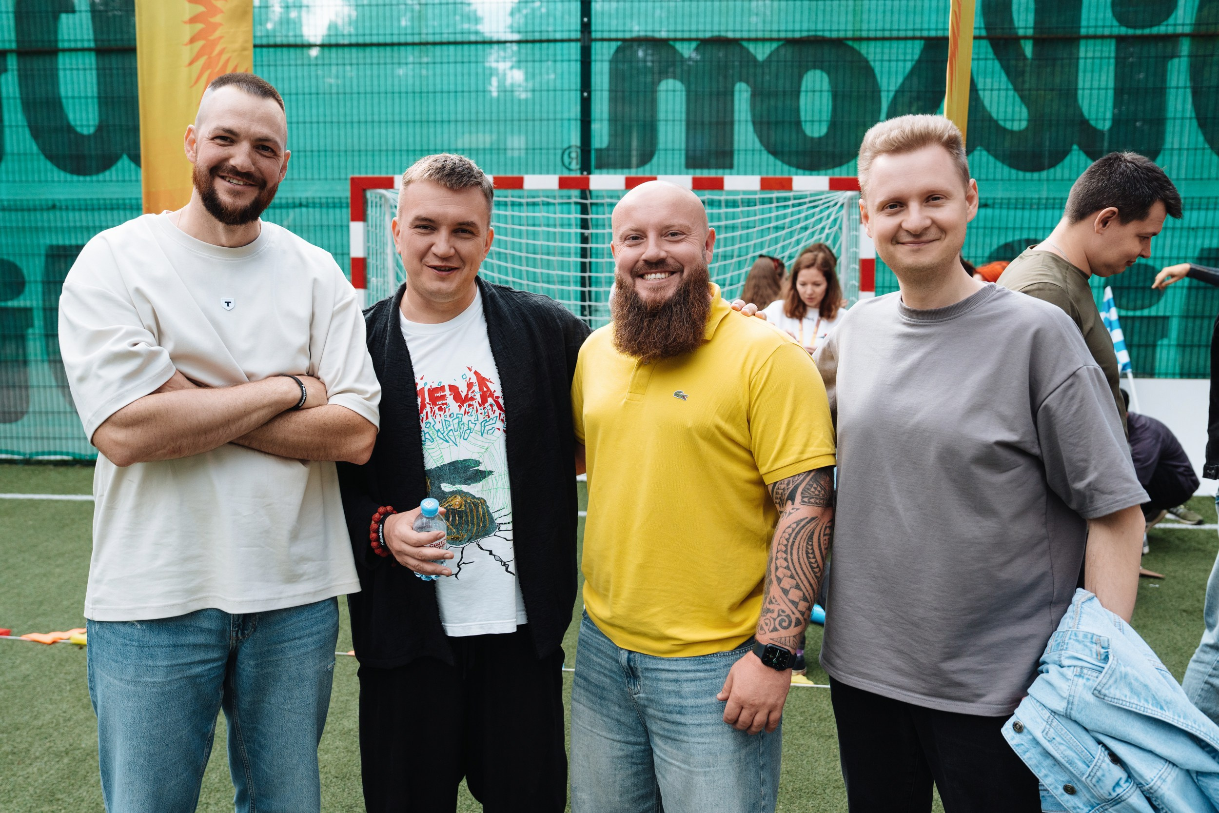 Summer corporate. Рекламный фотограф Москва — рекламная и бренд-съёмка | Polyakov