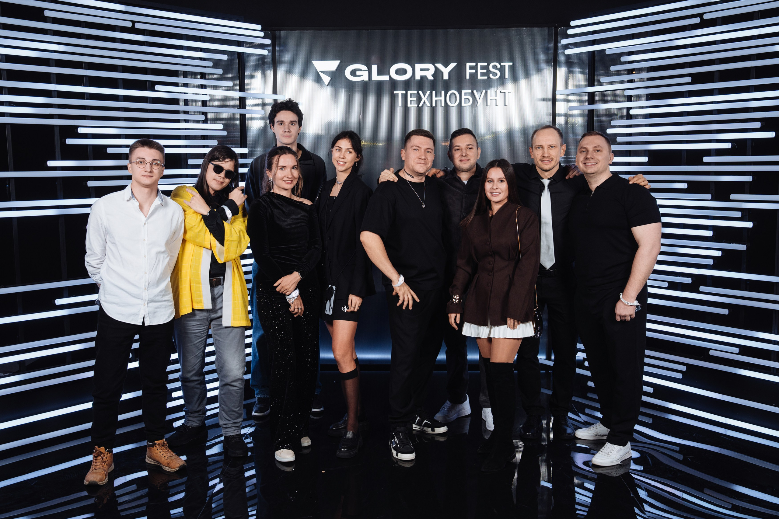 Glory 2025. Рекламный фотограф Москва — рекламная и бренд-съёмка | Polyakov