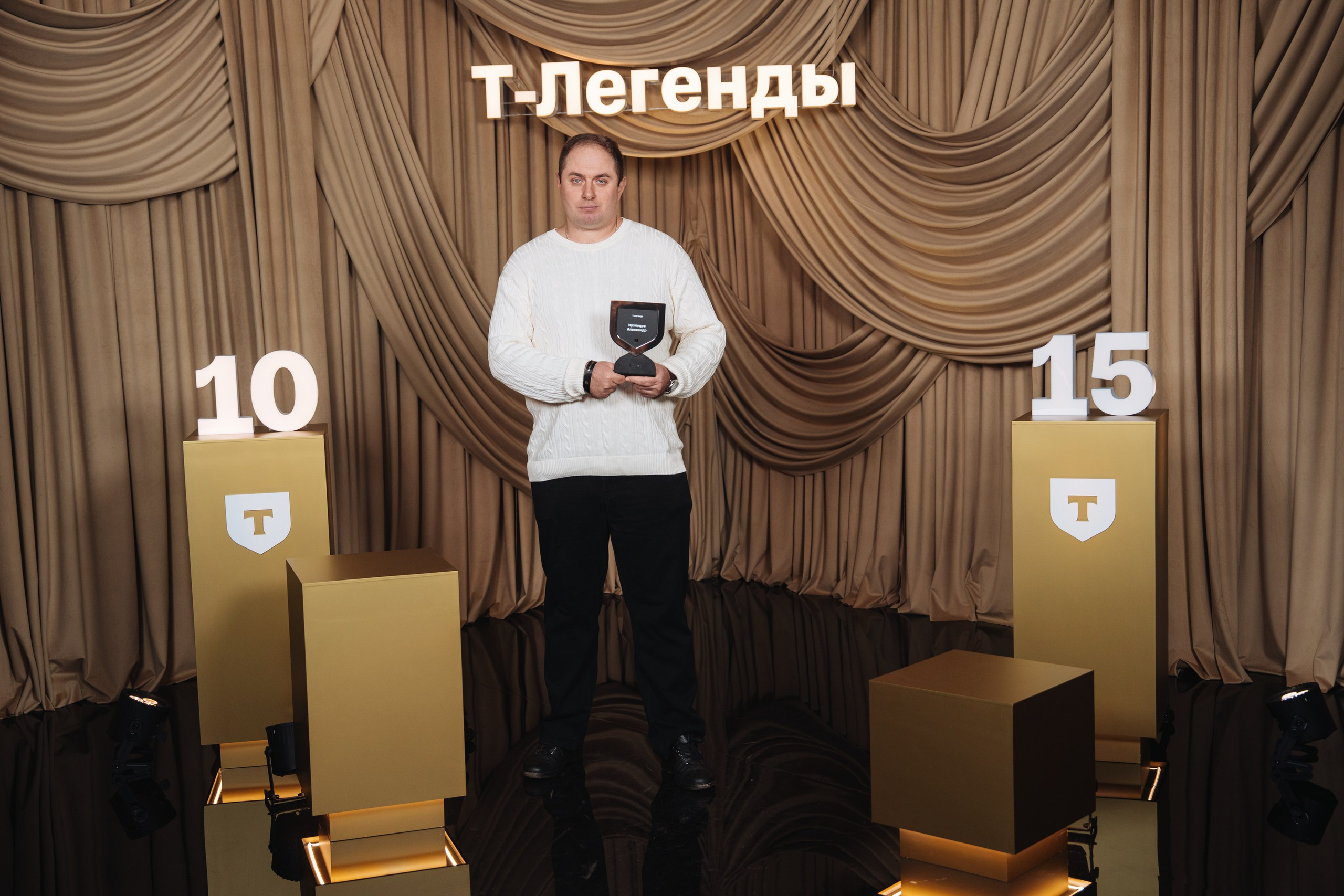 Т-Легенды 2025. Рекламный фотограф Москва — рекламная и бренд-съёмка | Polyakov