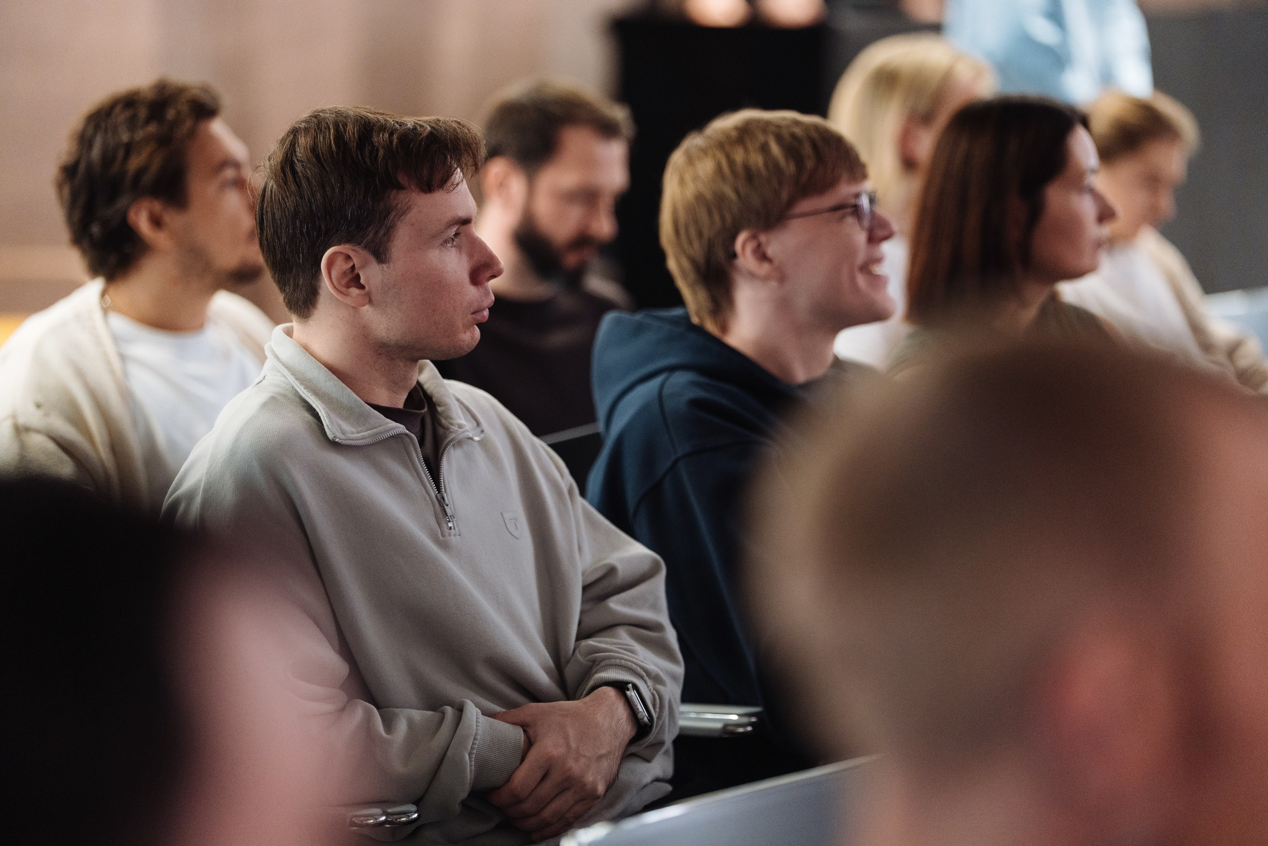 B2B Tech Day. Рекламный фотограф Москва — рекламная и бренд-съёмка | Polyakov