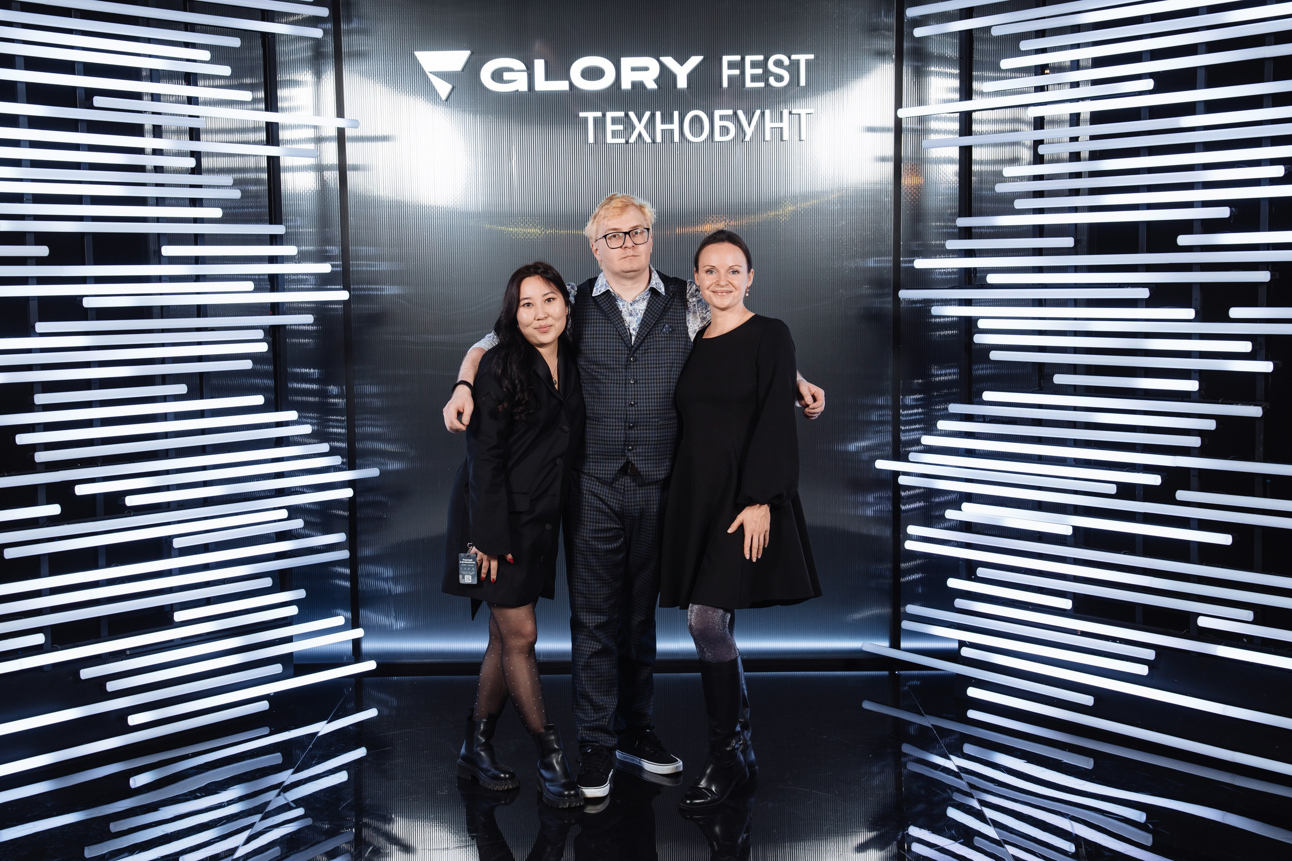 Glory 2025. Рекламный фотограф Москва — рекламная и бренд-съёмка | Polyakov