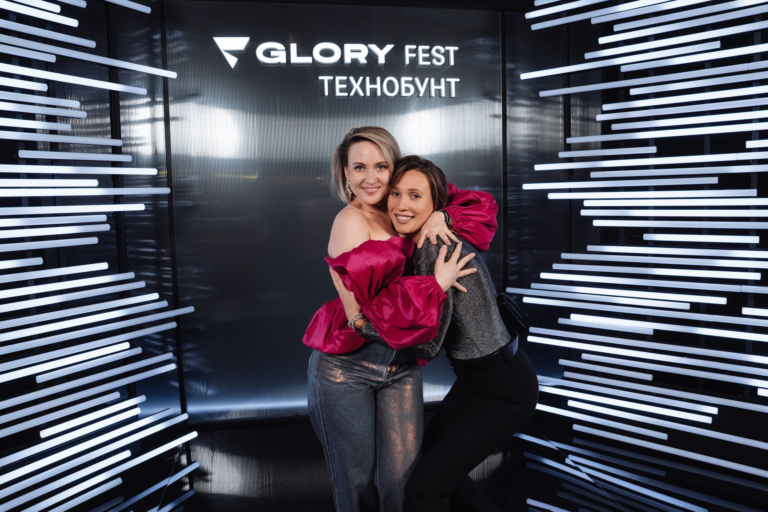 Glory 2025. Рекламный фотограф Москва — рекламная и бренд-съёмка | Polyakov