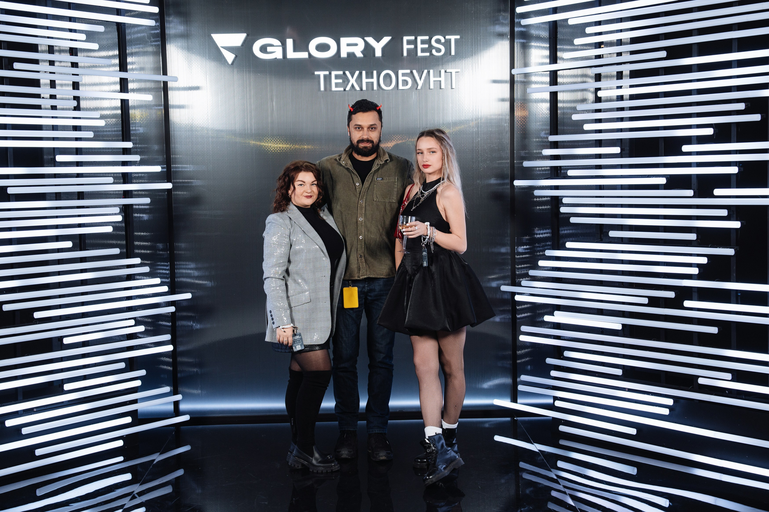 Glory 2025. Рекламный фотограф Москва — рекламная и бренд-съёмка | Polyakov