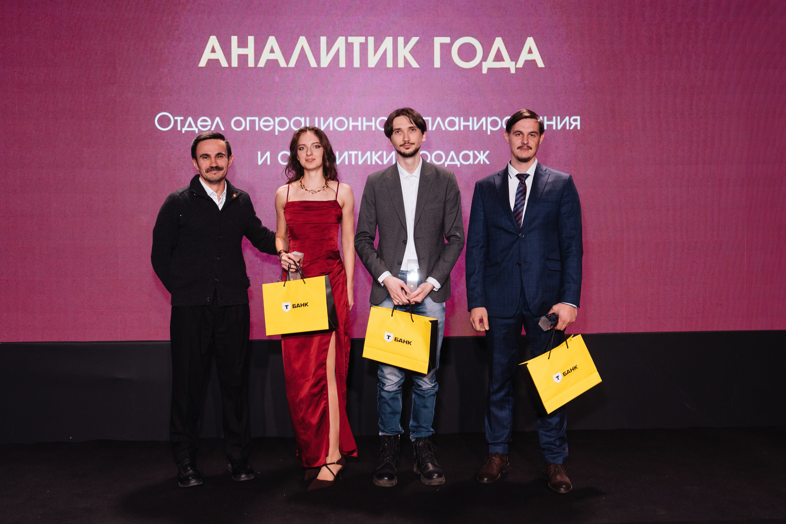 Best Seller. Рекламный фотограф Москва — рекламная и бренд-съёмка | Polyakov