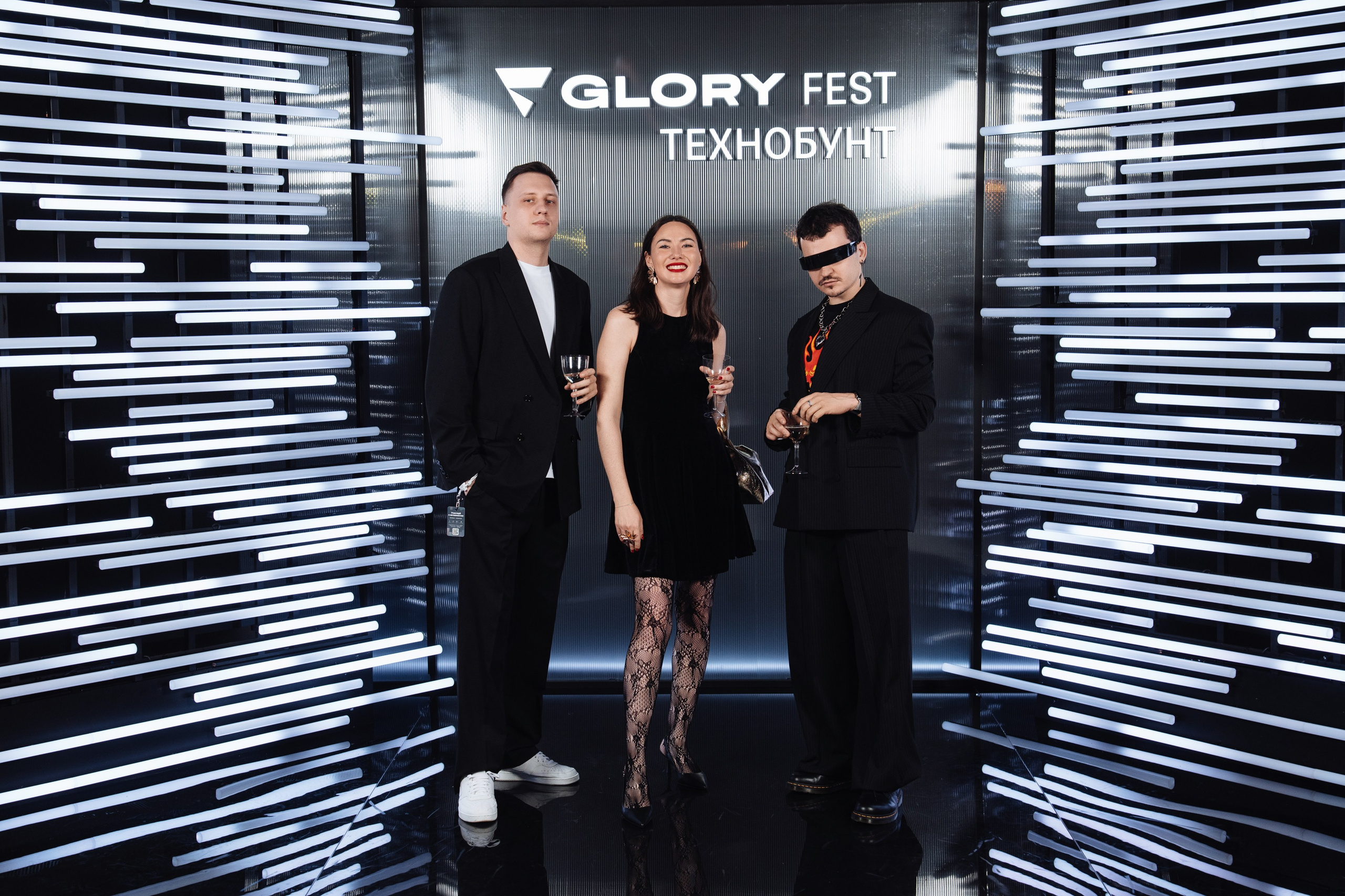 Glory 2025. Рекламный фотограф Москва — рекламная и бренд-съёмка | Polyakov