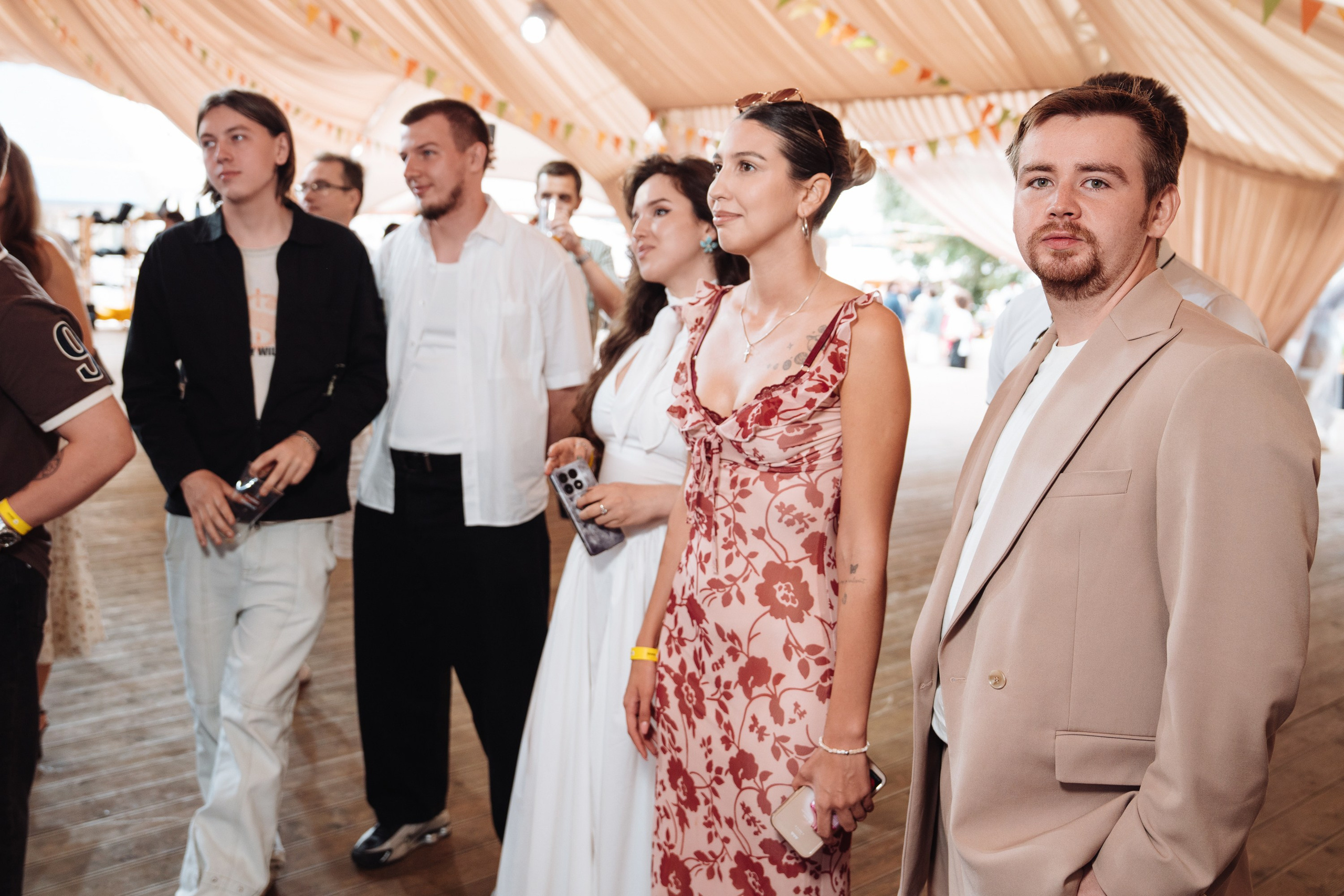 Summer corporate. Рекламный фотограф Москва — рекламная и бренд-съёмка | Polyakov