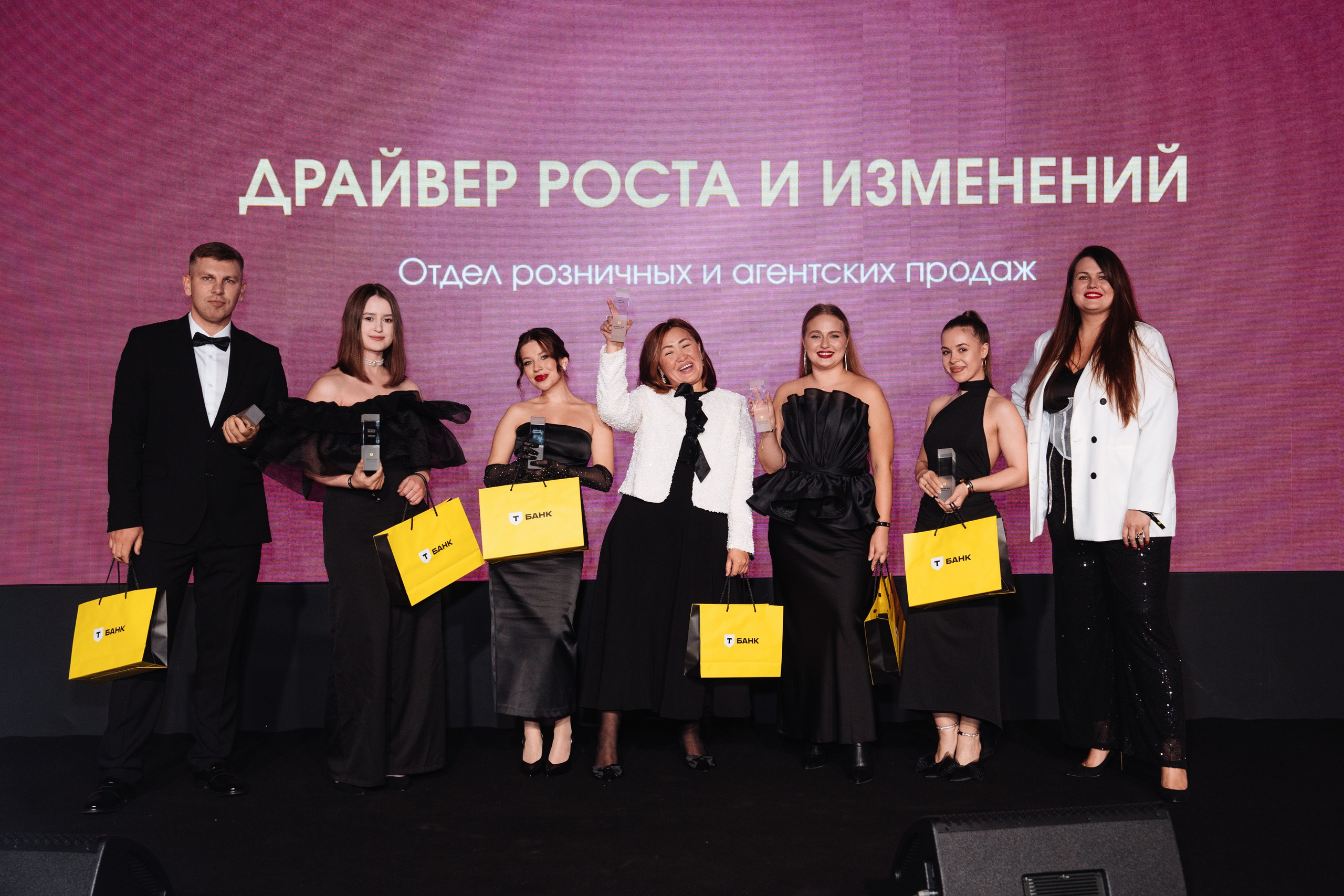 Best Seller. Рекламный фотограф Москва — рекламная и бренд-съёмка | Polyakov