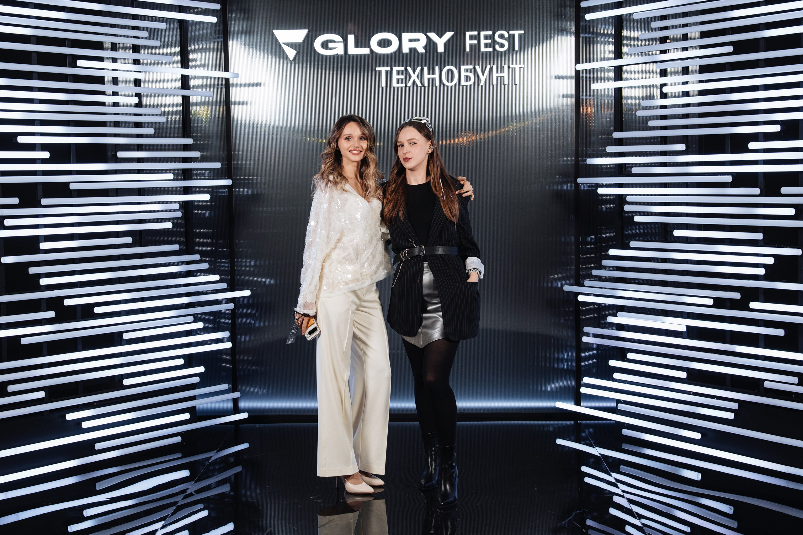 Glory 2025. Рекламный фотограф Москва — рекламная и бренд-съёмка | Polyakov
