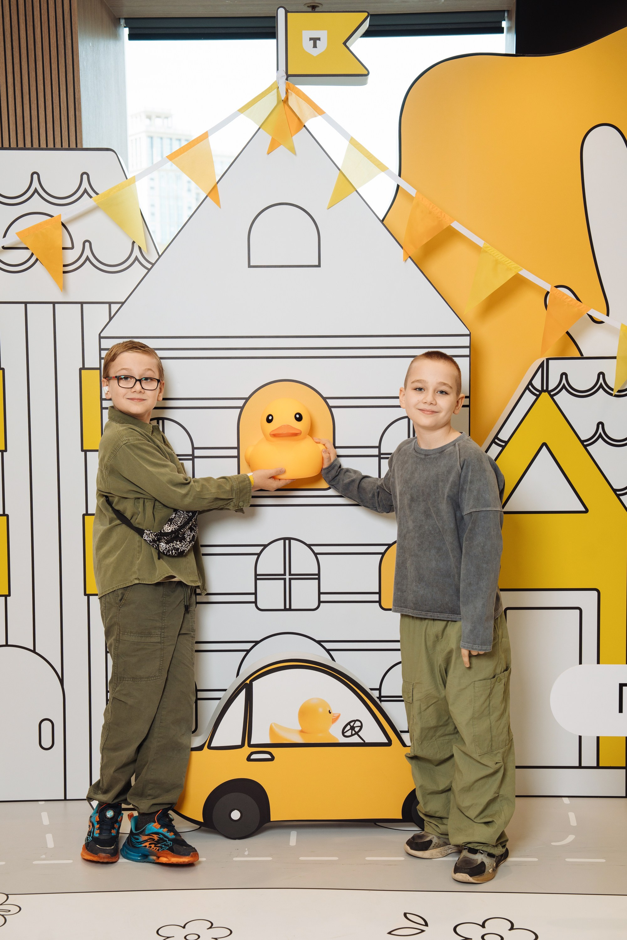 Kids Day 2026. Рекламный фотограф Москва — рекламная и бренд-съёмка | Polyakov
