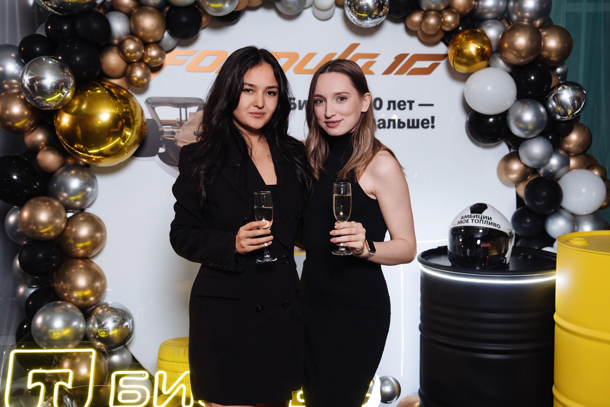 Summer corporate. Рекламный фотограф Москва — рекламная и бренд-съёмка | Polyakov