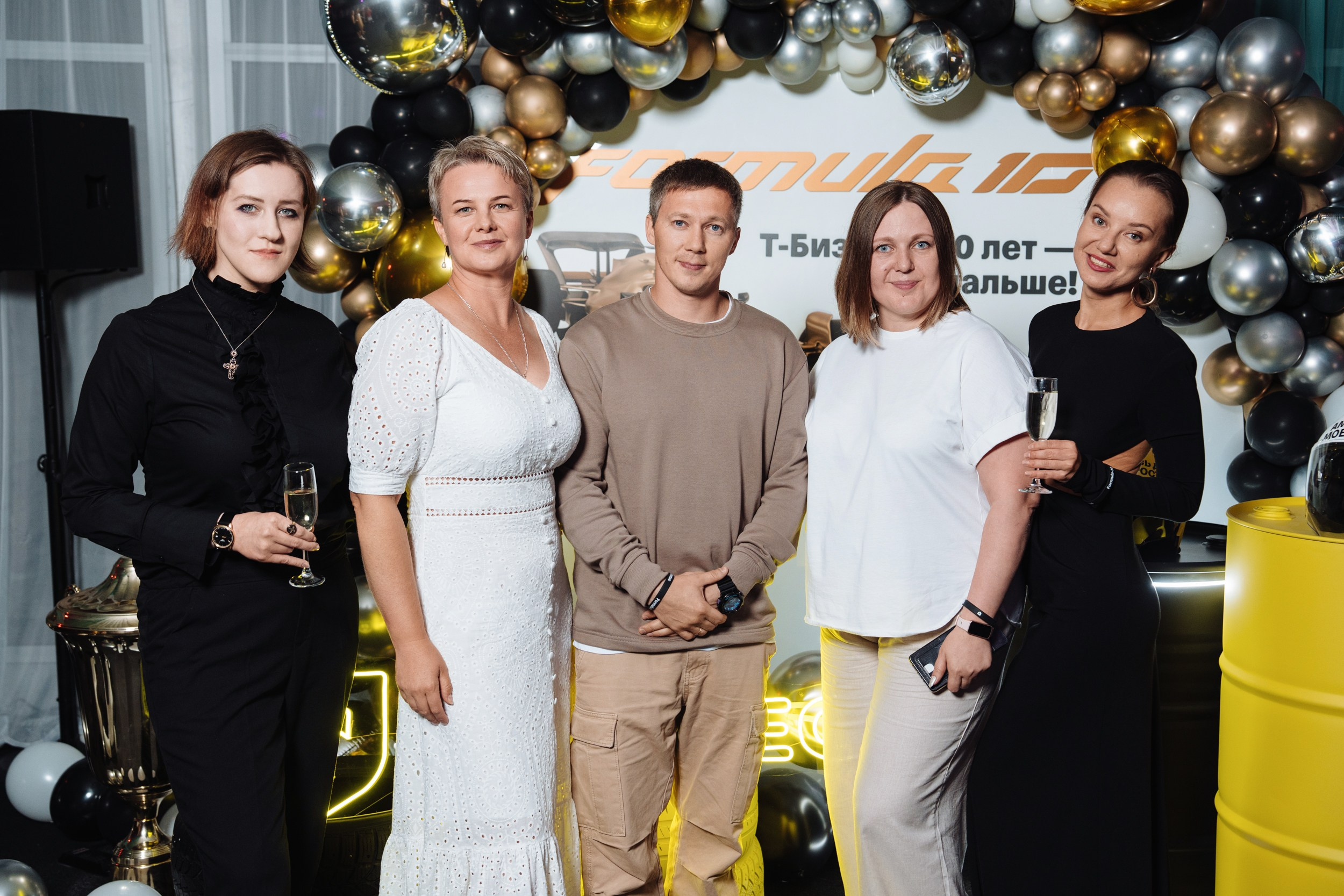 Summer corporate. Рекламный фотограф Москва — рекламная и бренд-съёмка | Polyakov