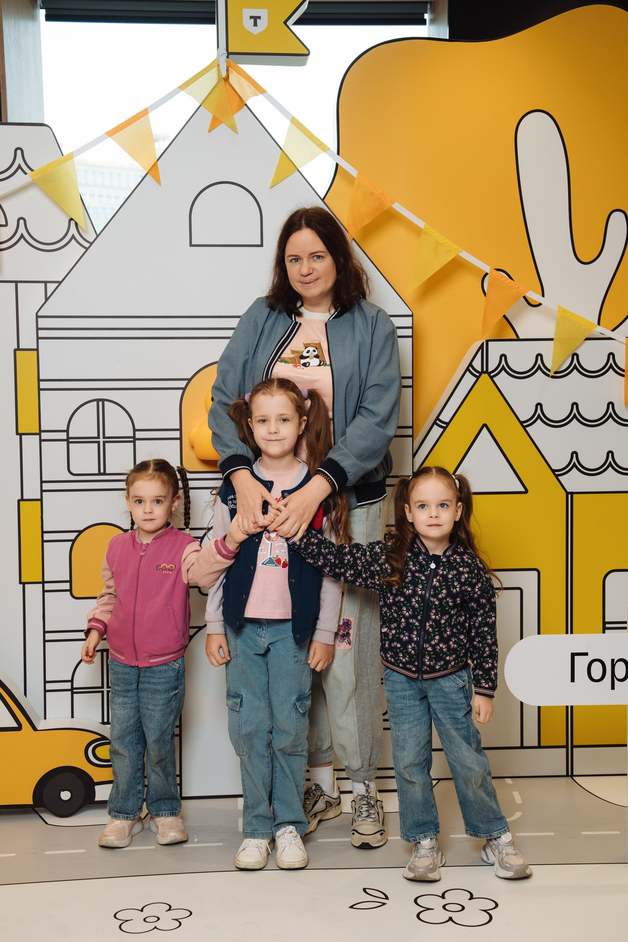 Kids Day 2026. Рекламный фотограф Москва — рекламная и бренд-съёмка | Polyakov