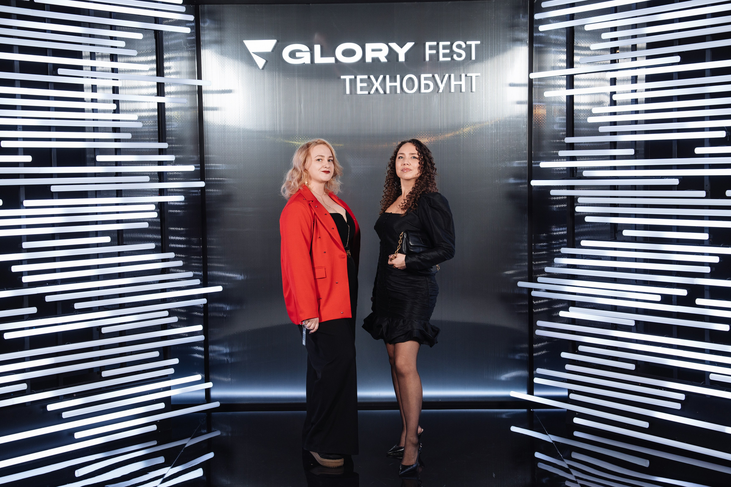 Glory 2025. Рекламный фотограф Москва — рекламная и бренд-съёмка | Polyakov