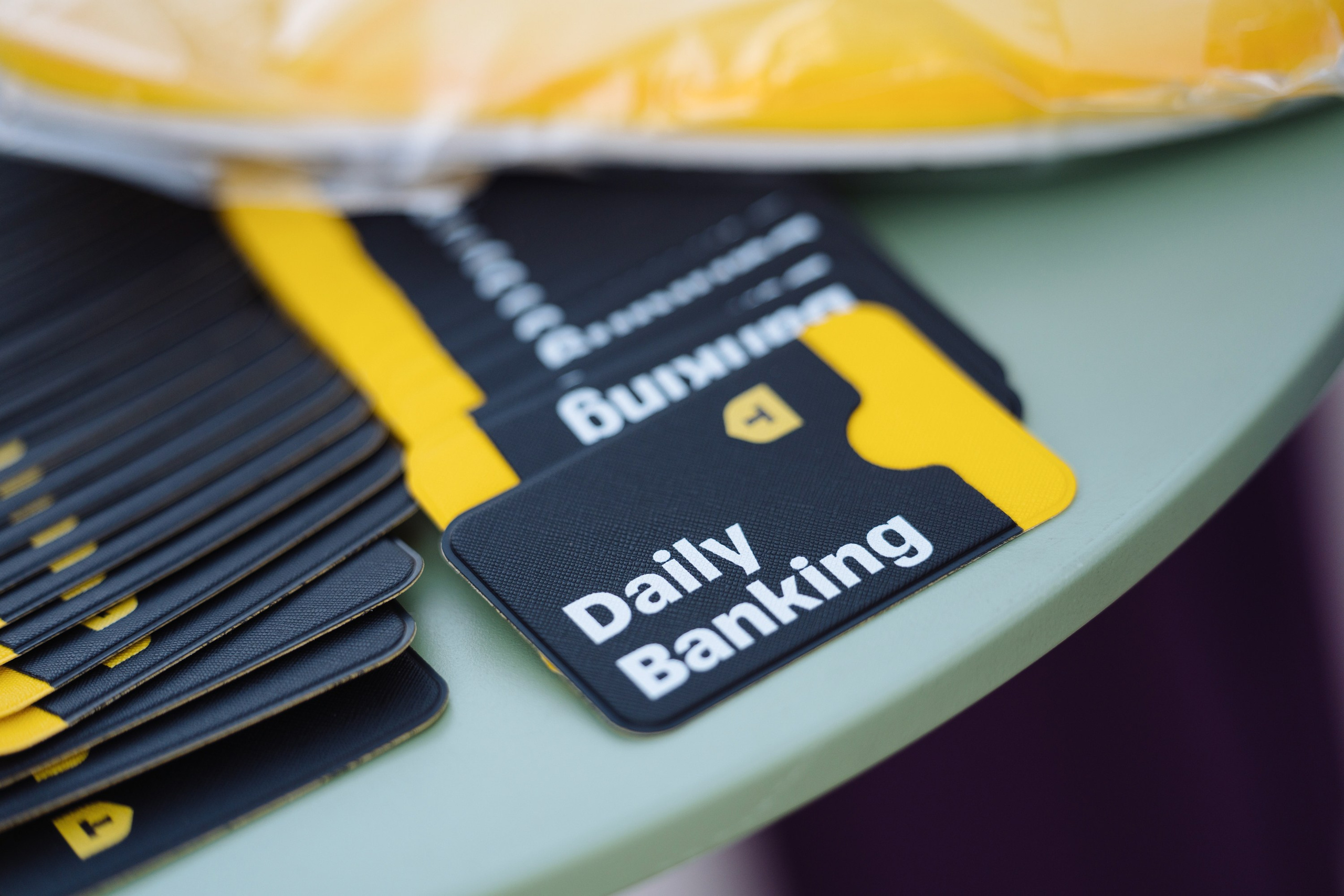 Daily Banking. Рекламный фотограф Москва — рекламная и бренд-съёмка | Polyakov
