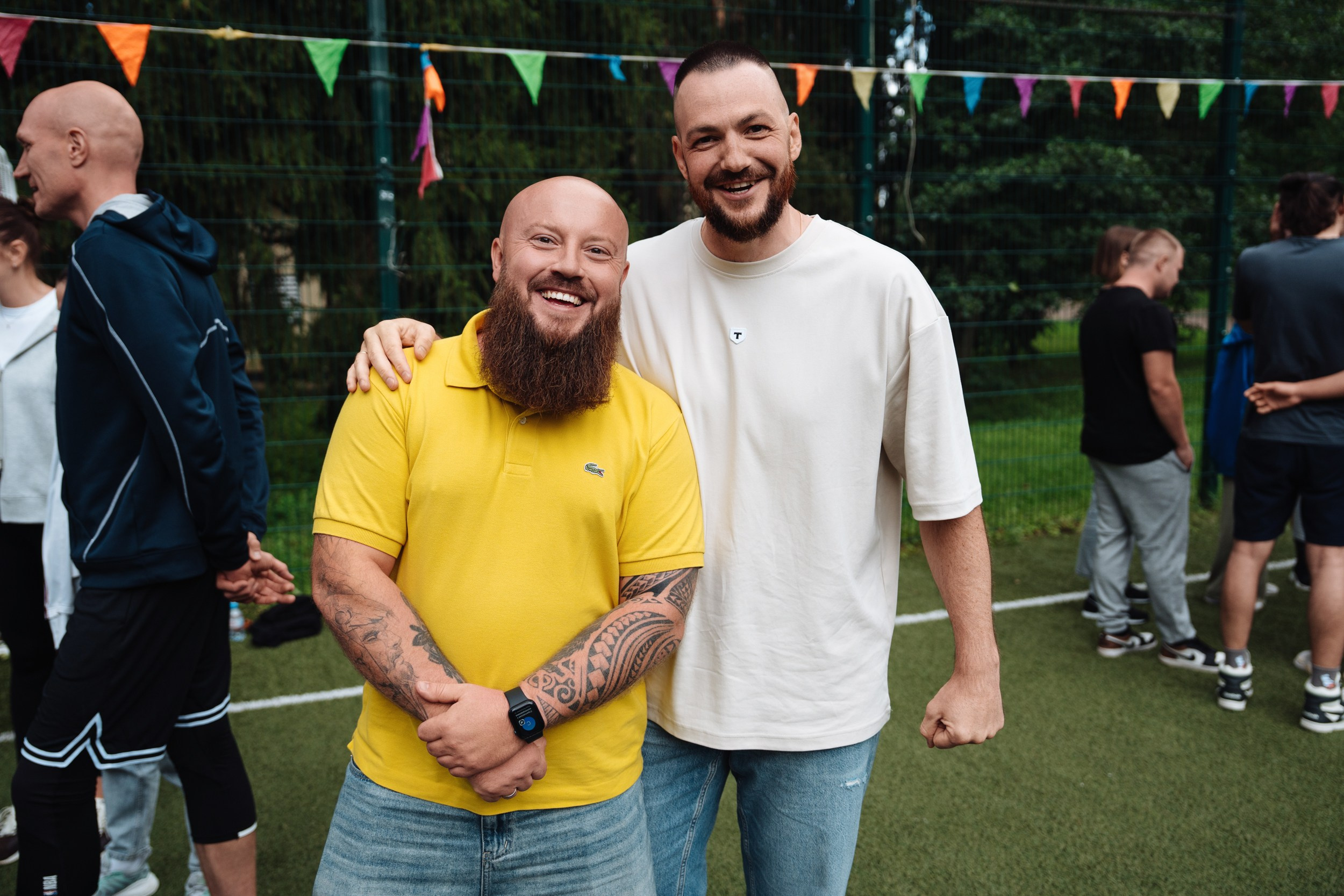Summer corporate. Рекламный фотограф Москва — рекламная и бренд-съёмка | Polyakov
