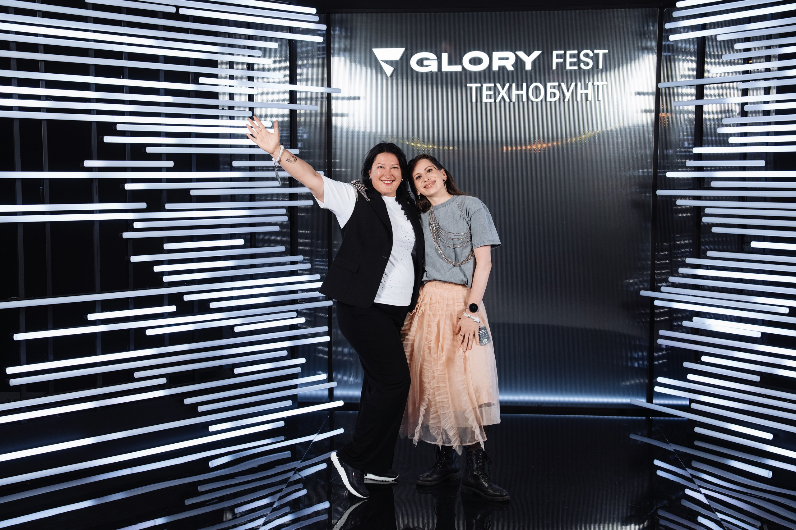 Glory 2025. Рекламный фотограф Москва — рекламная и бренд-съёмка | Polyakov