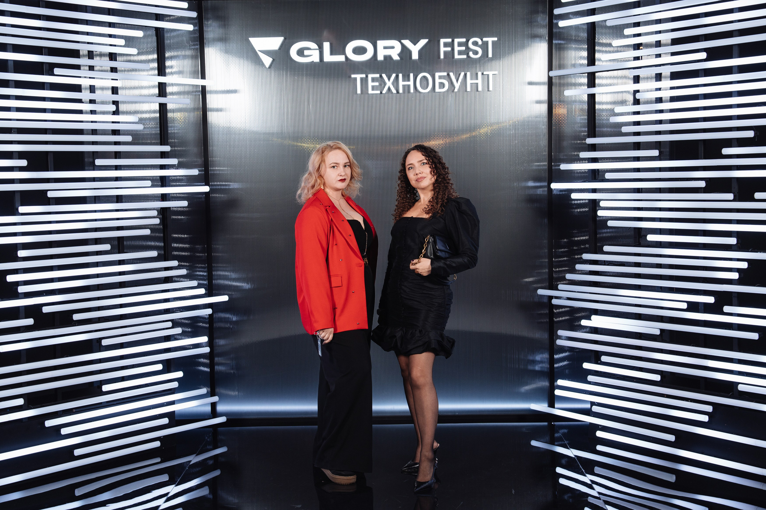 Glory 2025. Рекламный фотограф Москва — рекламная и бренд-съёмка | Polyakov