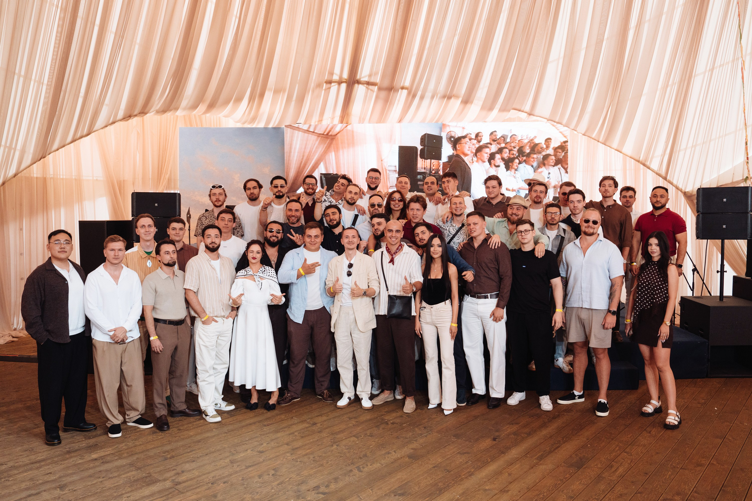 Summer corporate. Рекламный фотограф Москва — рекламная и бренд-съёмка | Polyakov