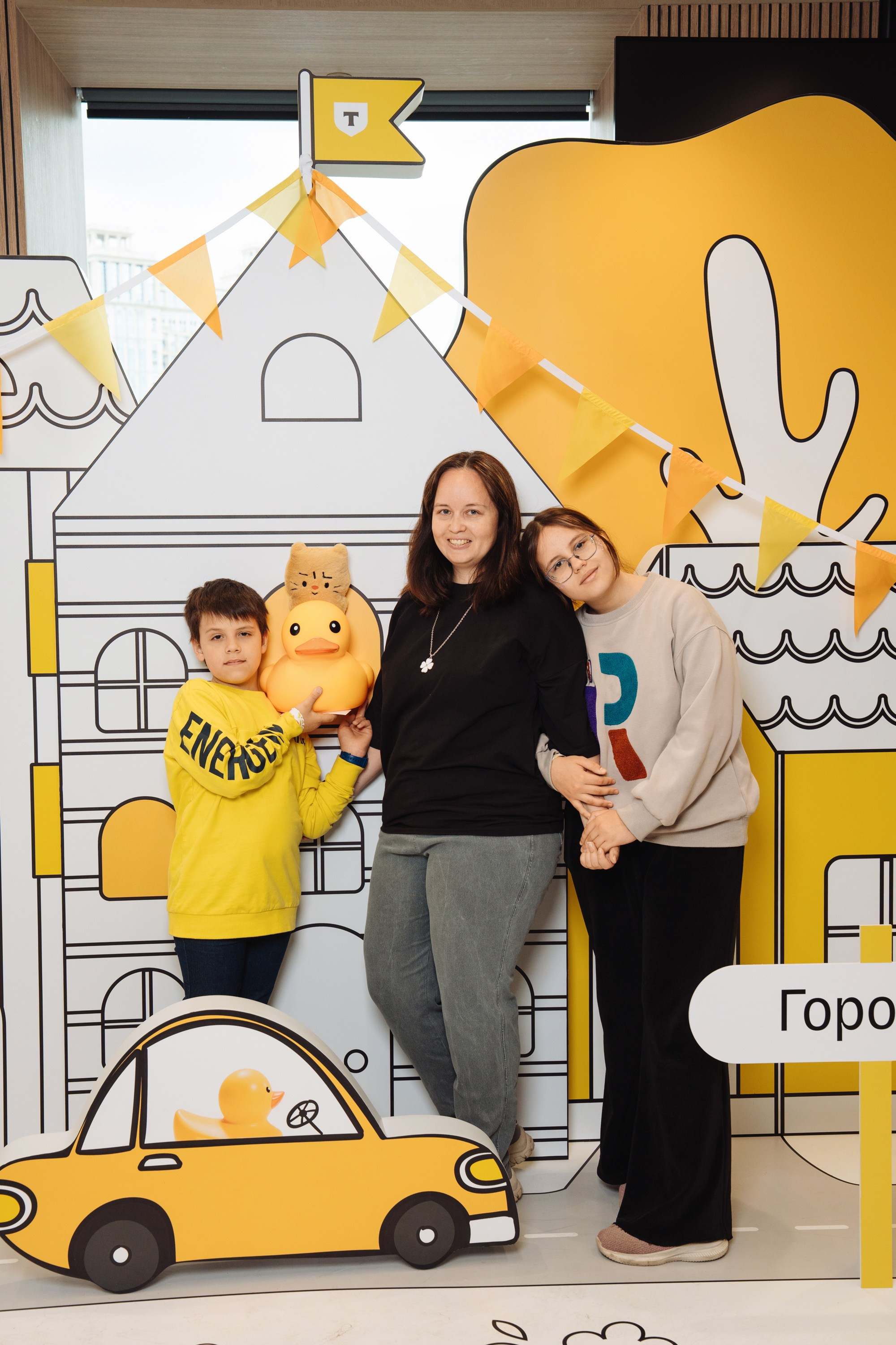 Kids Day 2026. Рекламный фотограф Москва — рекламная и бренд-съёмка | Polyakov