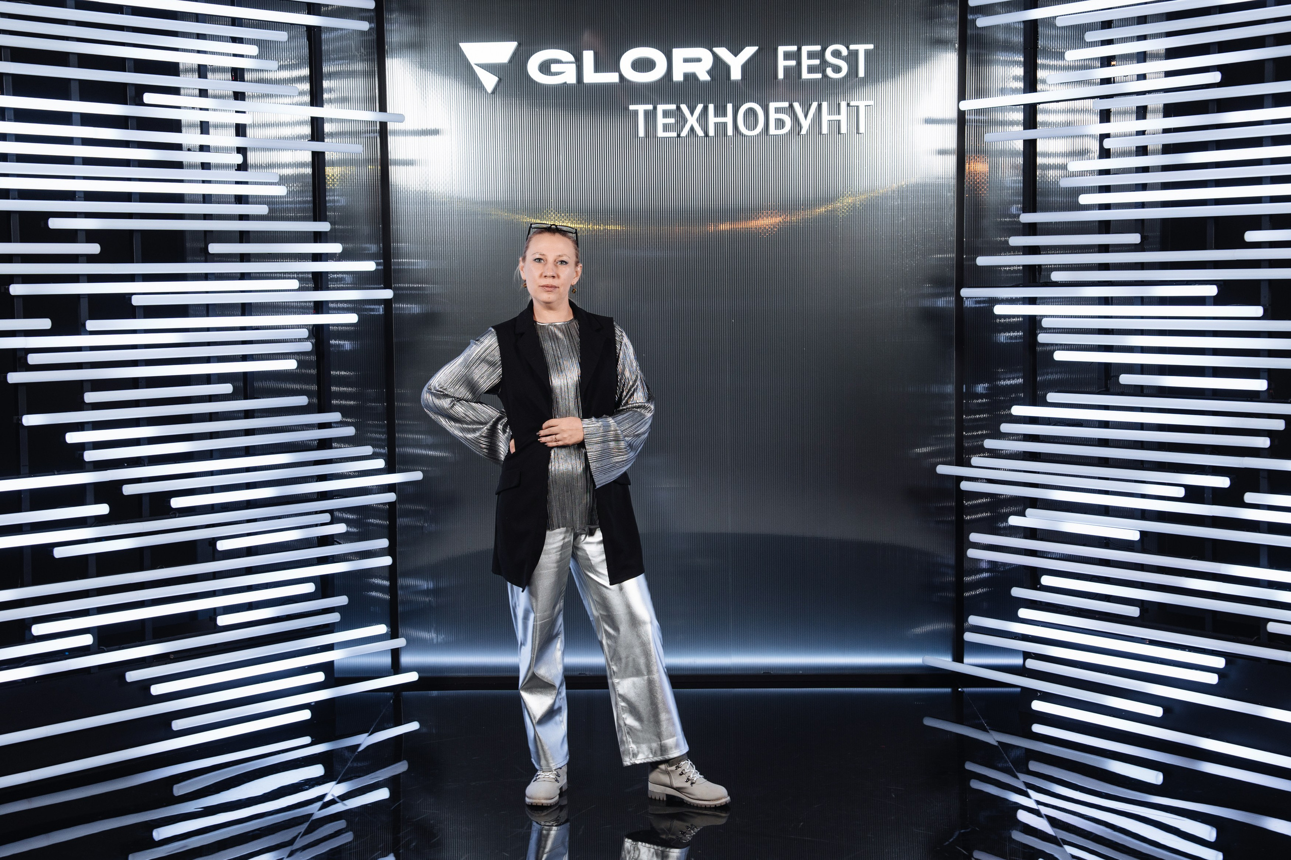 Glory 2025. Рекламный фотограф Москва — рекламная и бренд-съёмка | Polyakov