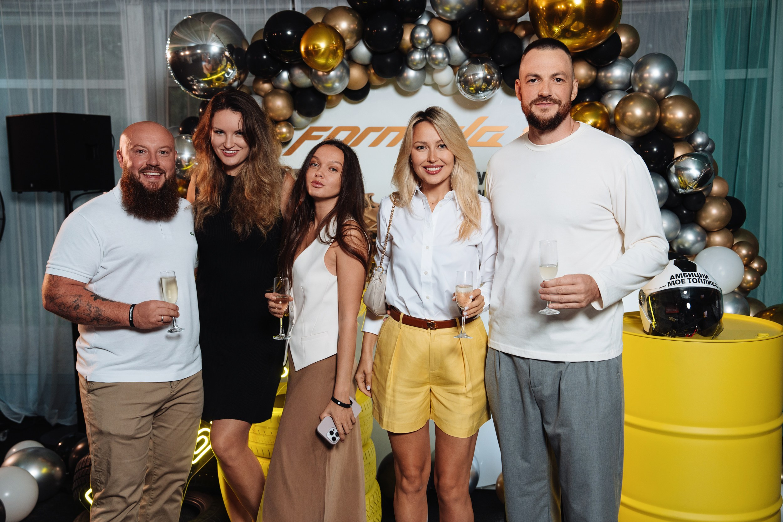 Summer corporate. Рекламный фотограф Москва — рекламная и бренд-съёмка | Polyakov