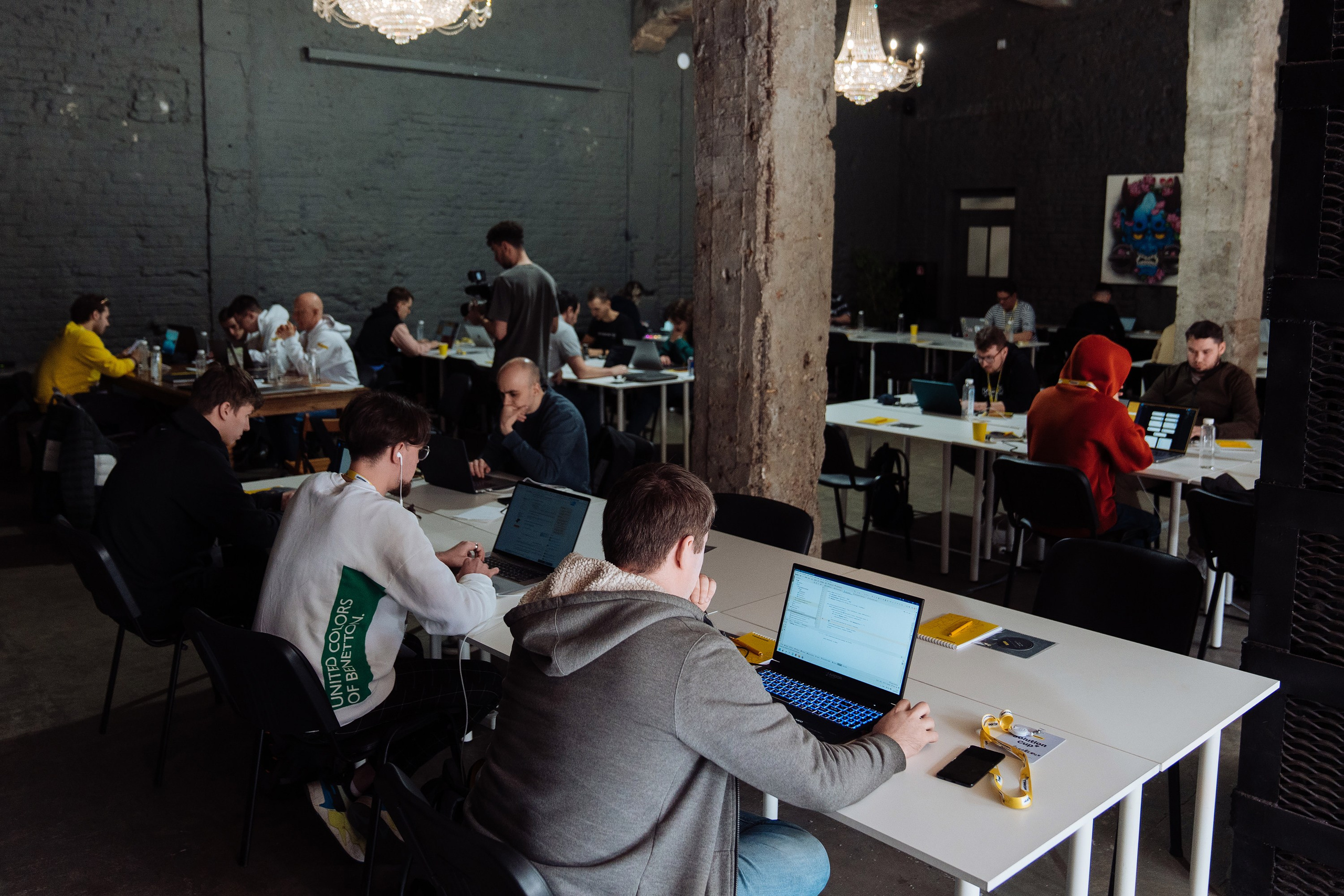 Tinkoff Solution Club. Рекламный фотограф Москва — рекламная и бренд-съёмка | Polyakov