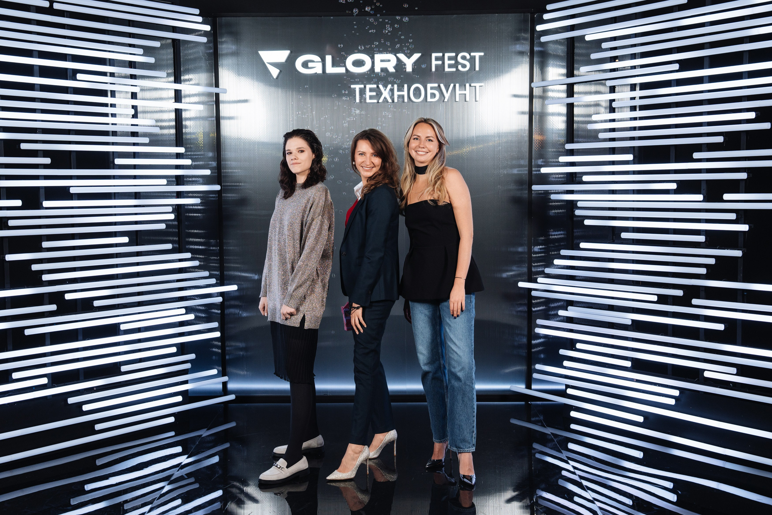 Glory 2025. Рекламный фотограф Москва — рекламная и бренд-съёмка | Polyakov