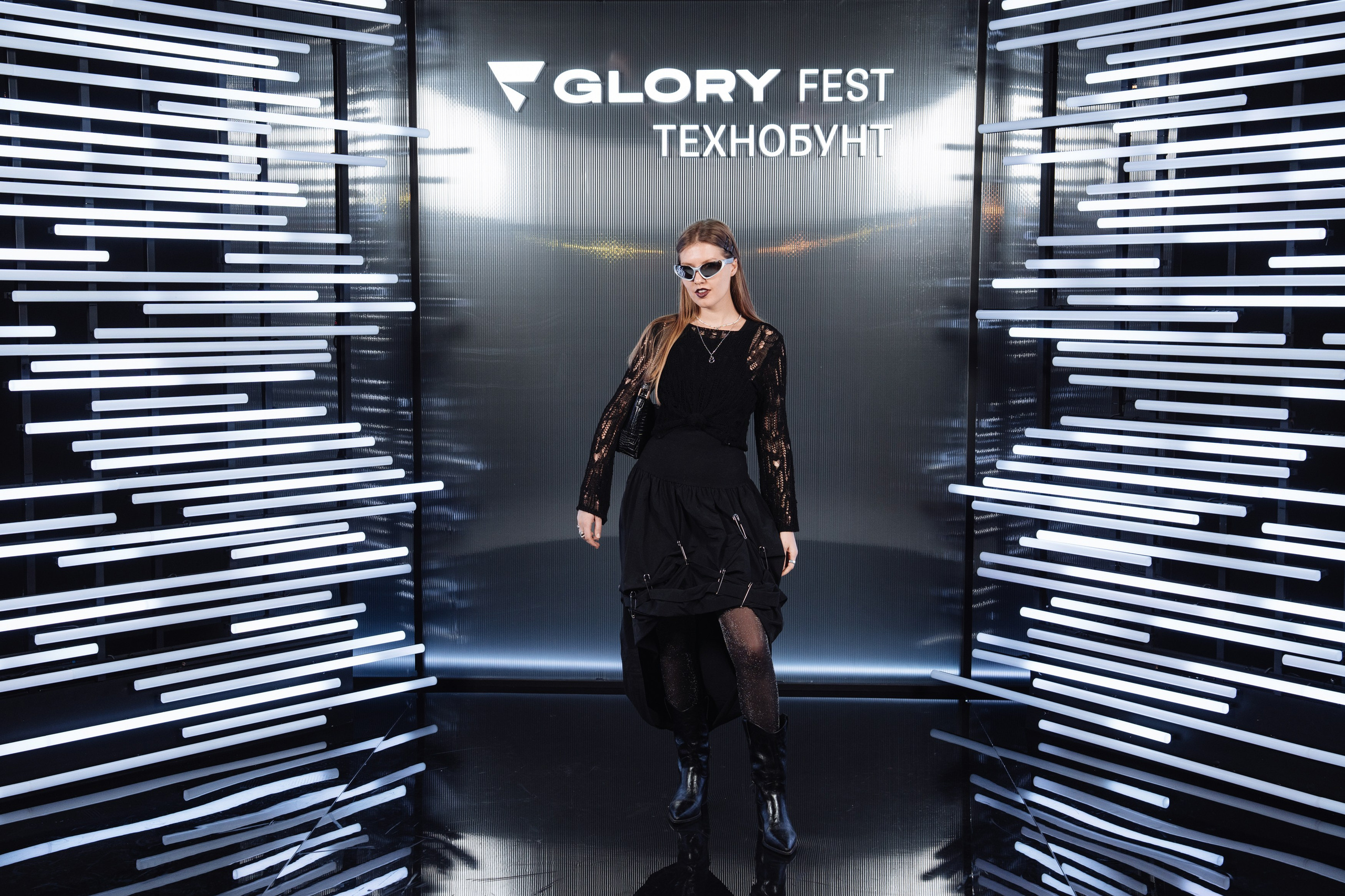 Glory 2025. Рекламный фотограф Москва — рекламная и бренд-съёмка | Polyakov