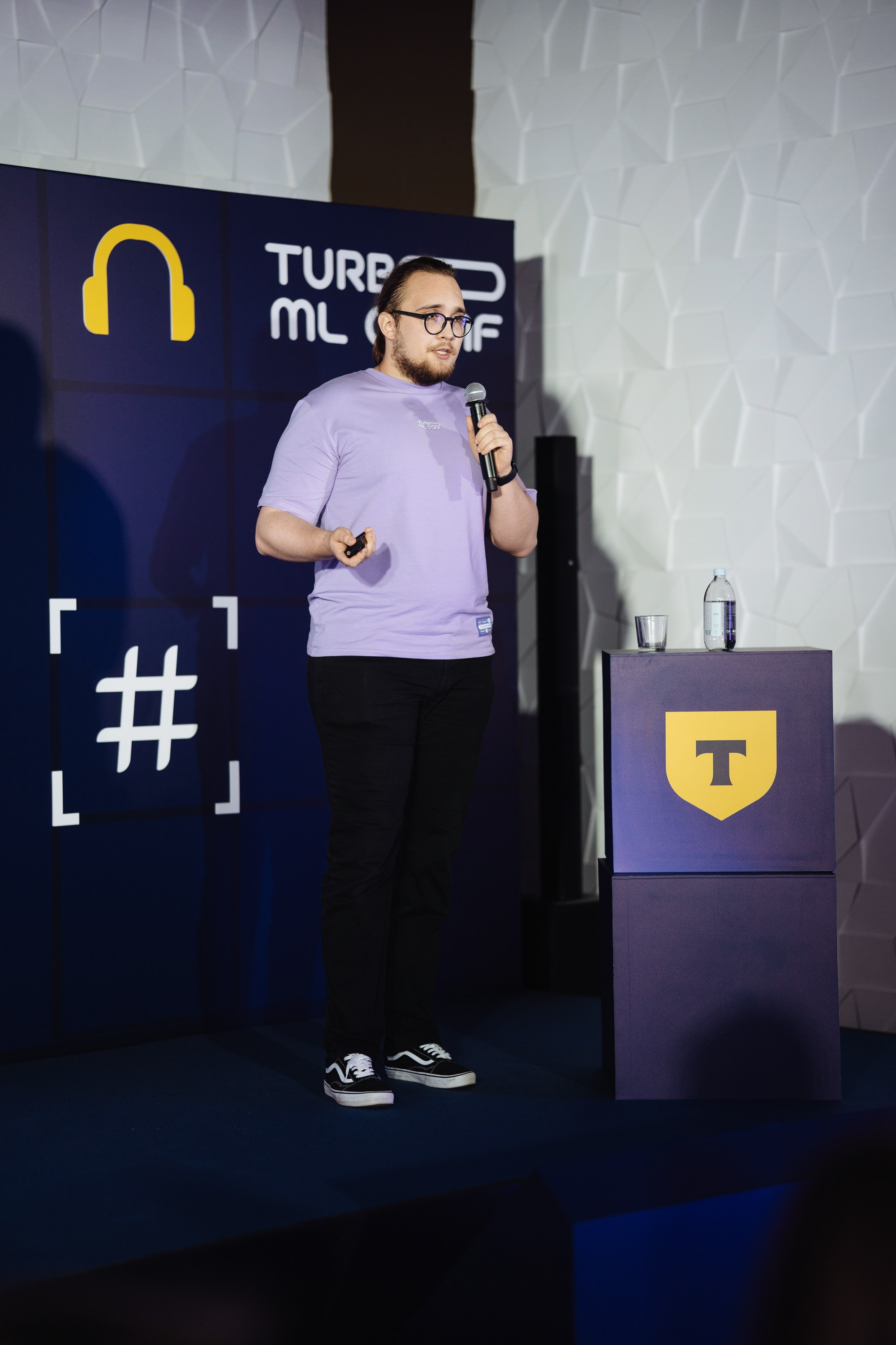 Turbo ML conf 2025. Рекламный фотограф Москва — рекламная и бренд-съёмка | Polyakov