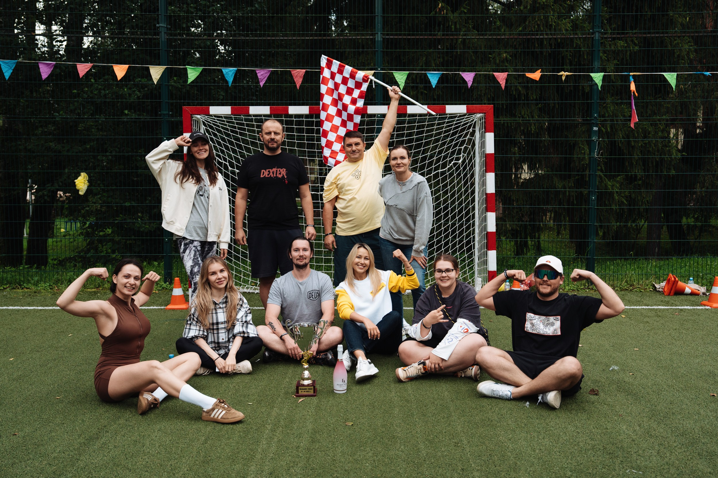 Summer corporate. Рекламный фотограф Москва — рекламная и бренд-съёмка | Polyakov