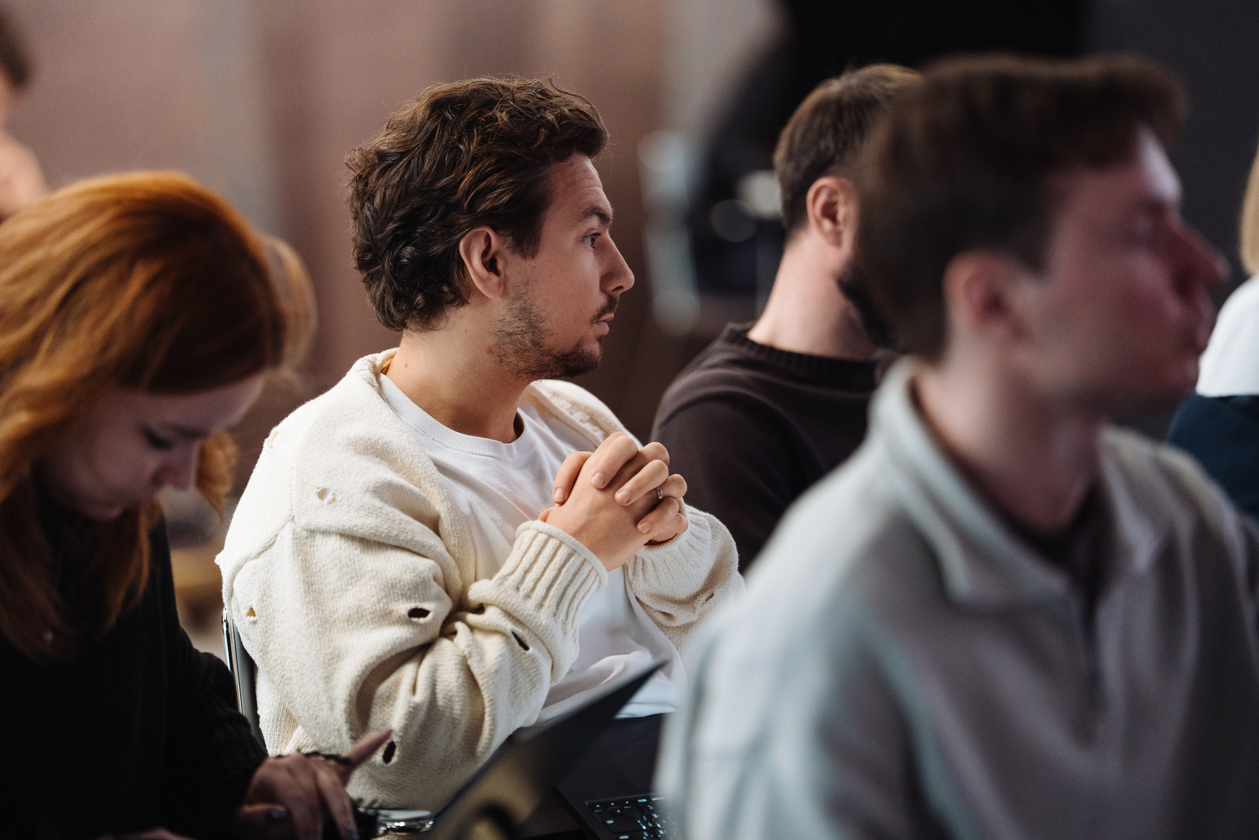 B2B Tech Day. Рекламный фотограф Москва — рекламная и бренд-съёмка | Polyakov