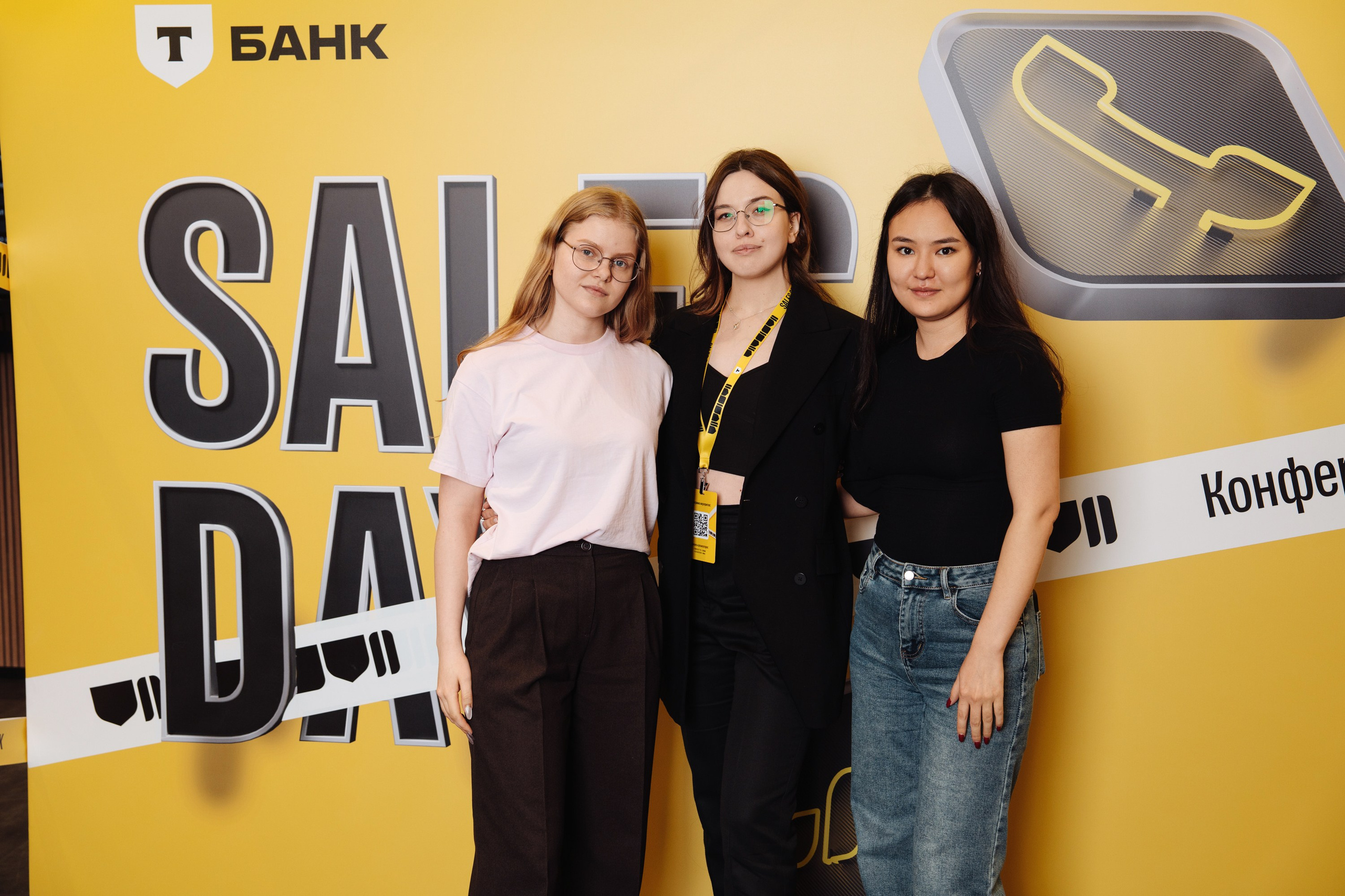 Sales day 2025. Рекламный фотограф Москва — рекламная и бренд-съёмка | Polyakov