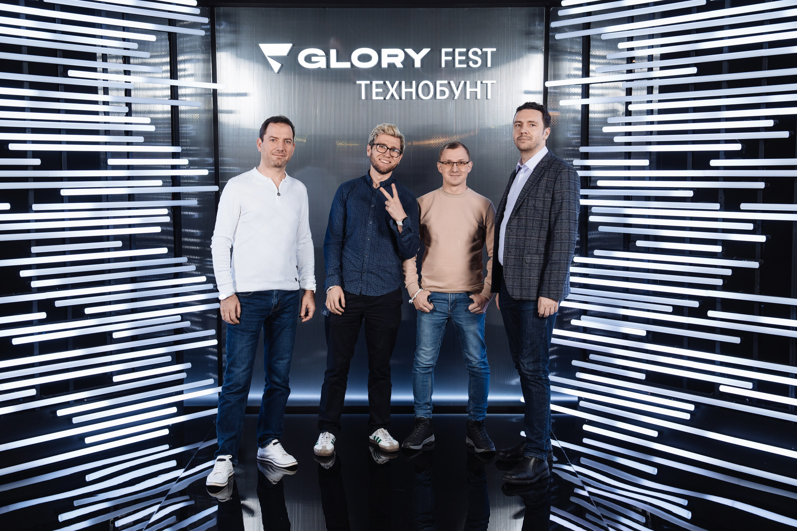 Glory 2025. Рекламный фотограф Москва — рекламная и бренд-съёмка | Polyakov