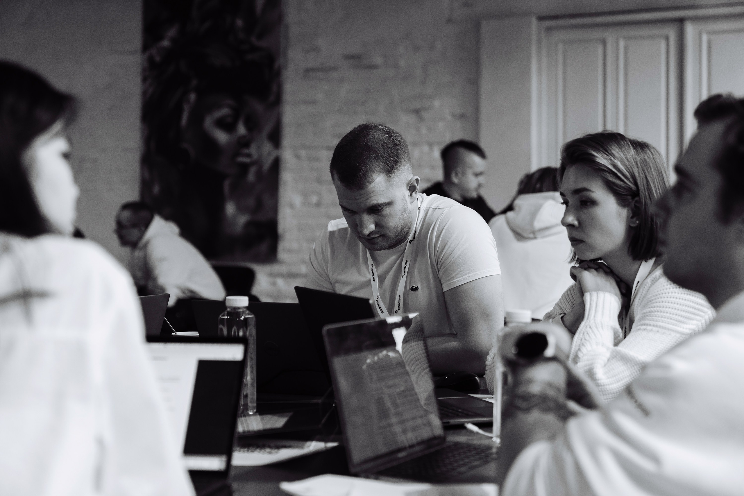 Tinkoff Solution Club. Рекламный фотограф Москва — рекламная и бренд-съёмка | Polyakov