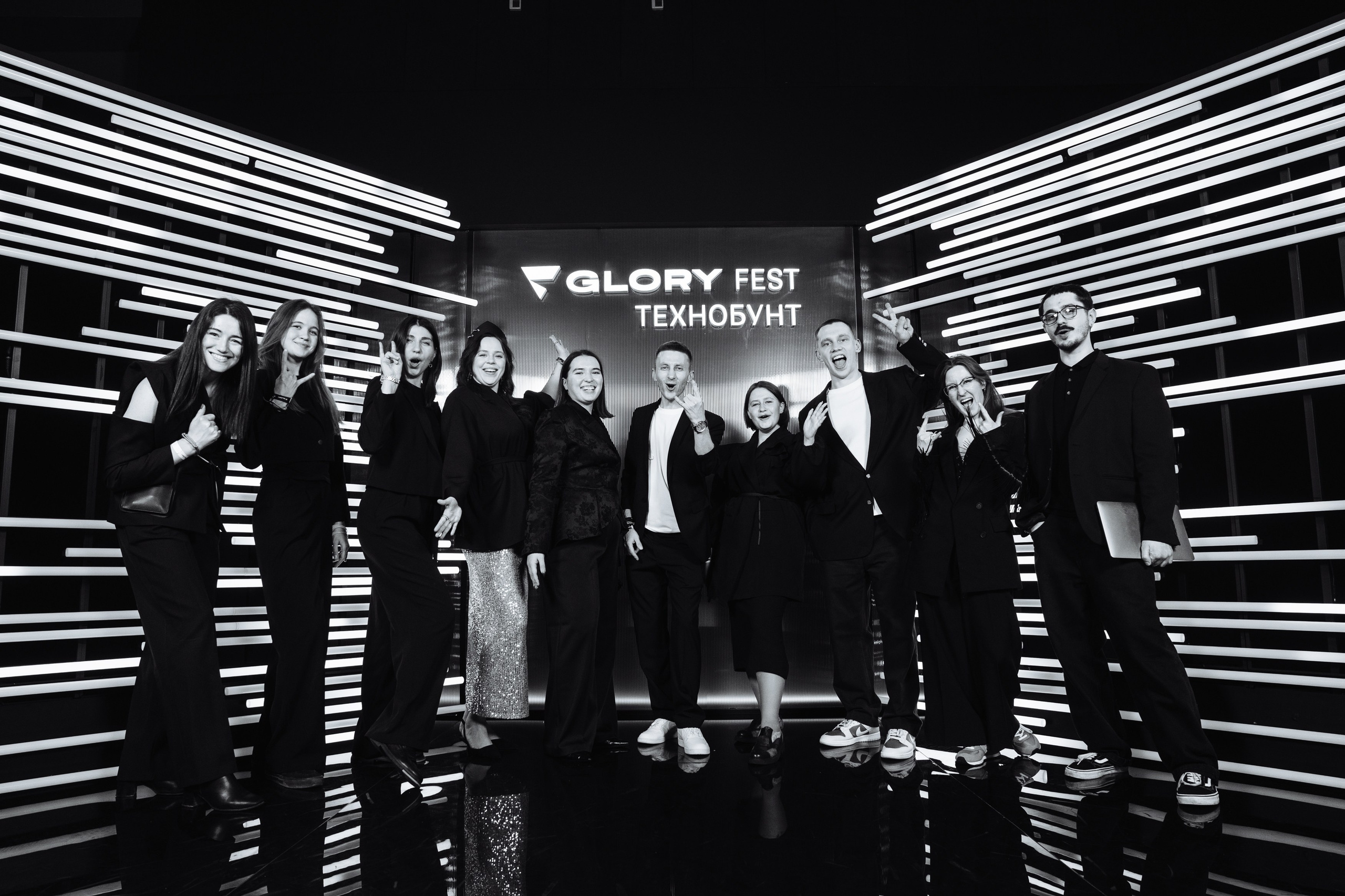 Glory 2025. Рекламный фотограф Москва — рекламная и бренд-съёмка | Polyakov
