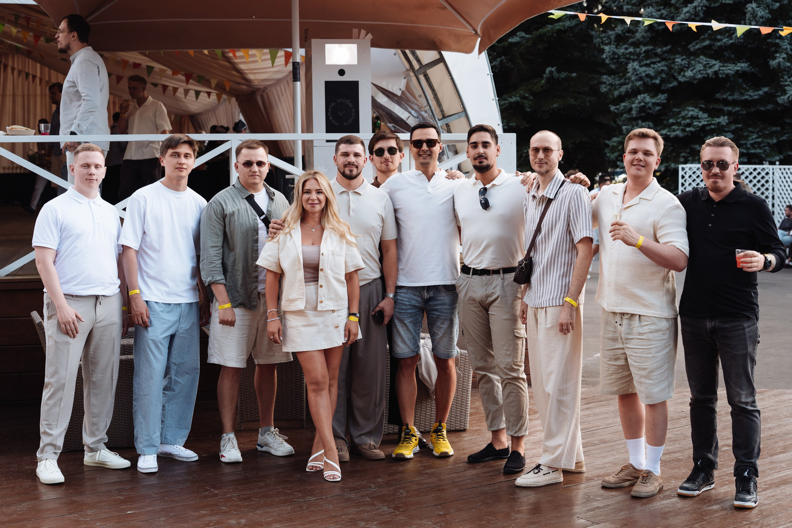 Summer corporate. Рекламный фотограф Москва — рекламная и бренд-съёмка | Polyakov