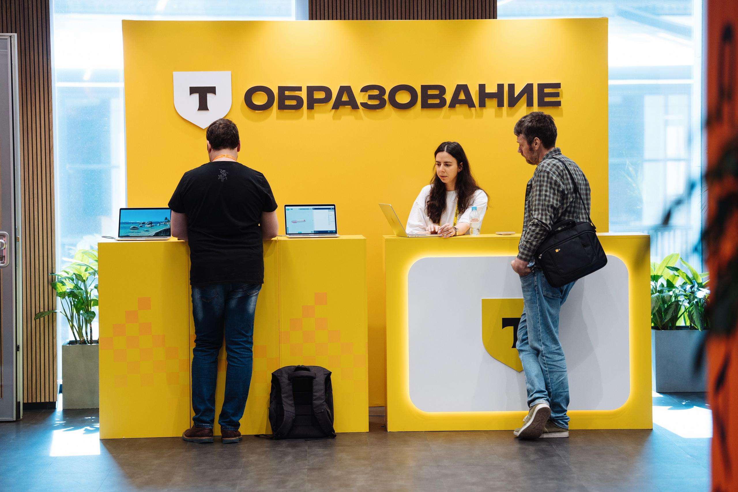JVM DAY 2026. Рекламный фотограф Москва — рекламная и бренд-съёмка | Polyakov