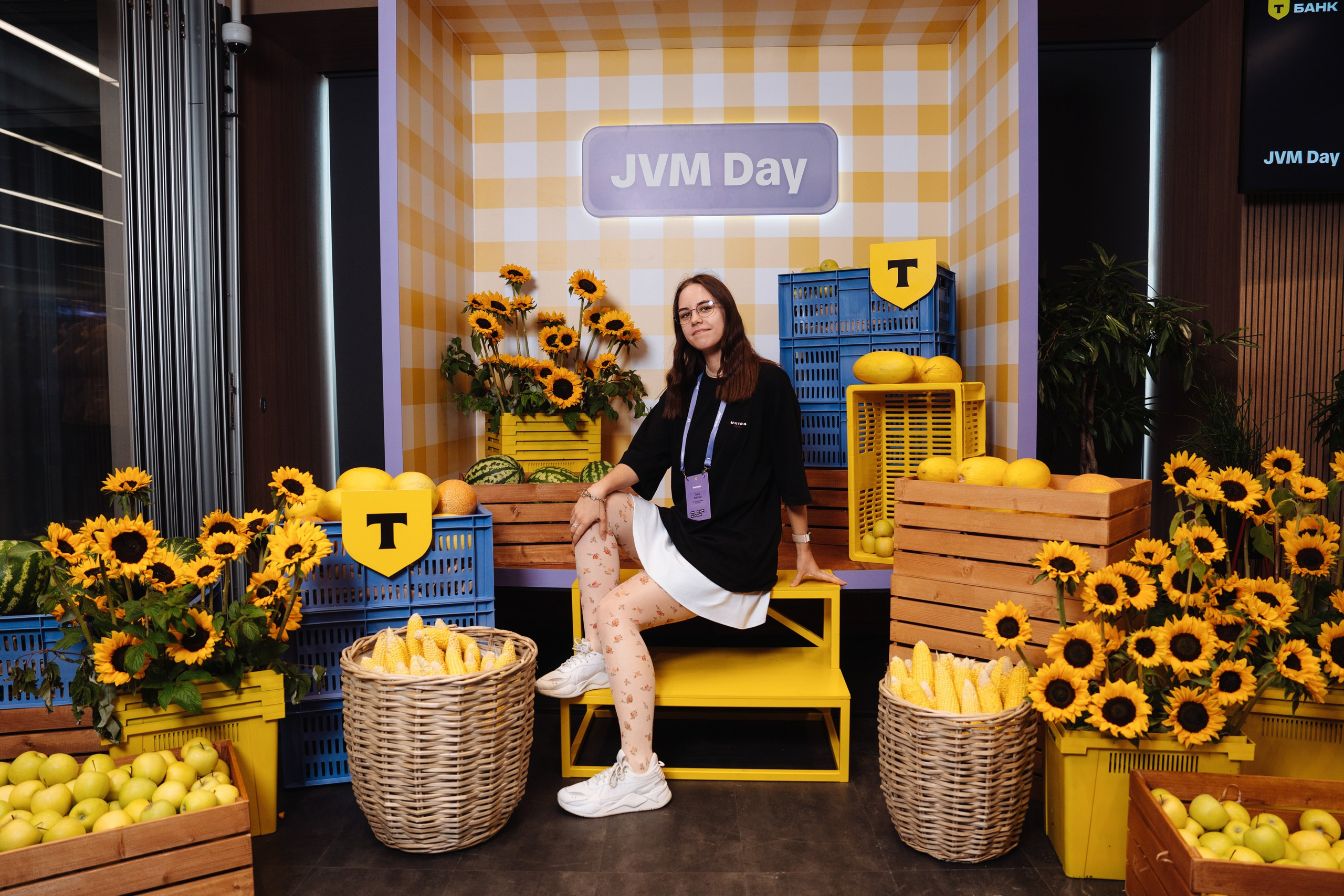 JVM Day 2025. Рекламный фотограф Москва — рекламная и бренд-съёмка | Polyakov
