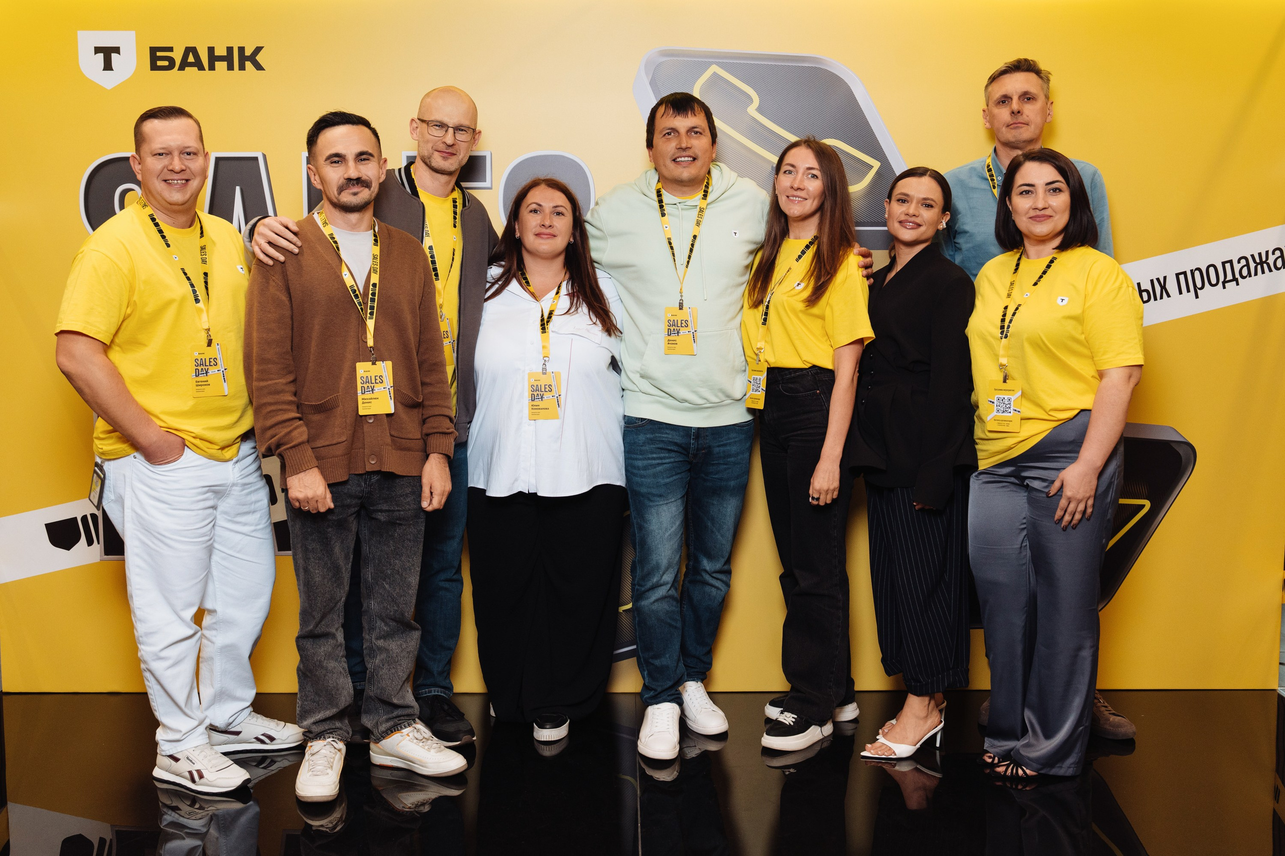 Sales day 2025. Рекламный фотограф Москва — рекламная и бренд-съёмка | Polyakov