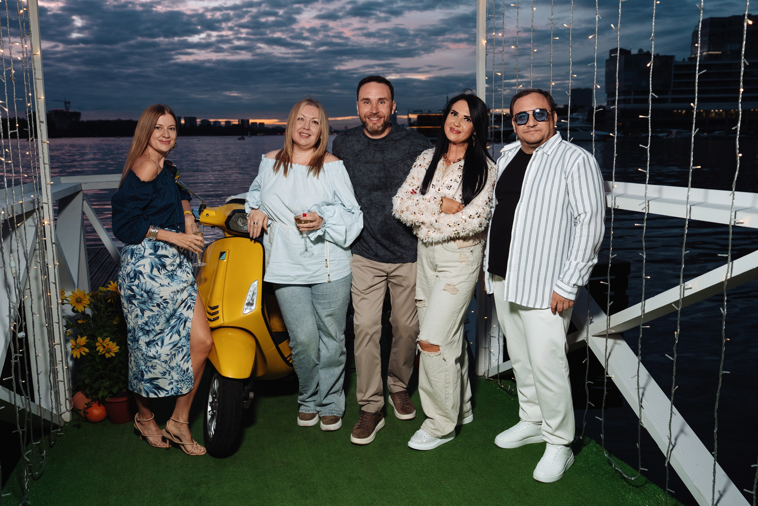 Summer corporate. Рекламный фотограф Москва — рекламная и бренд-съёмка | Polyakov